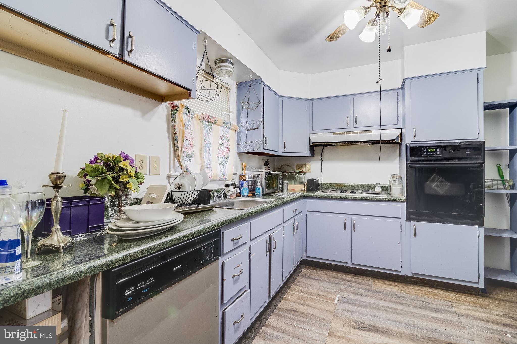 HARTFORD HILLS - Residential
