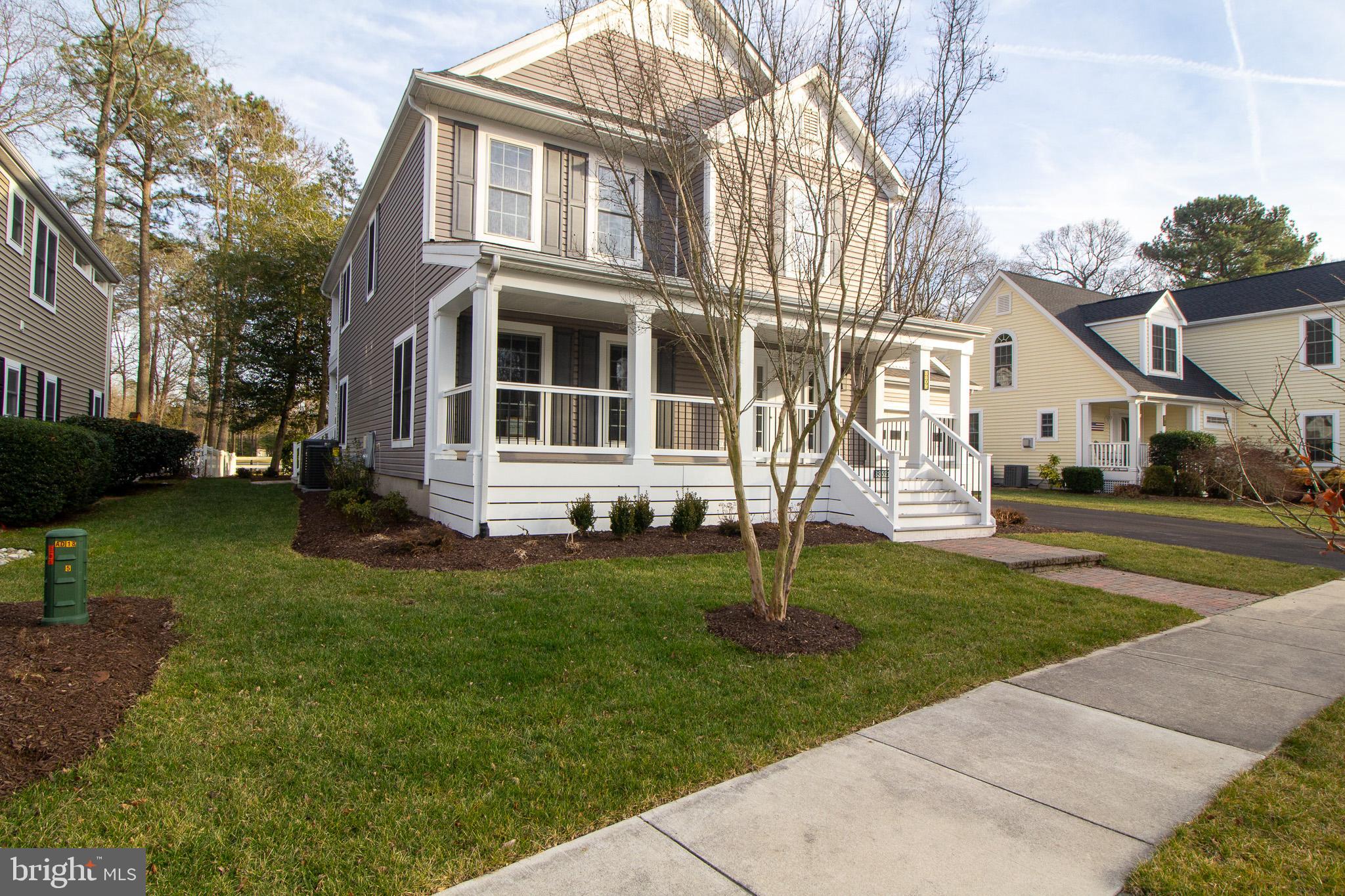 BAYWOOD - Residential