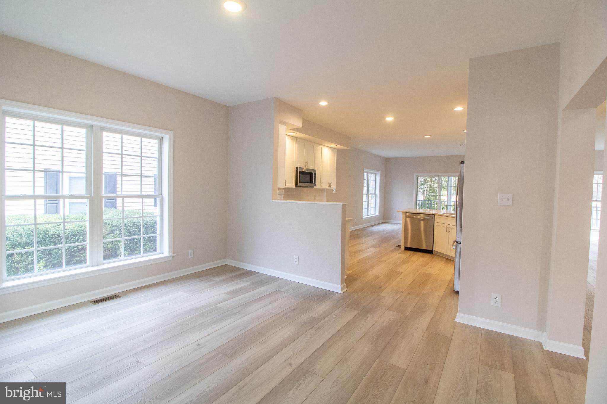 BAYWOOD - Residential
