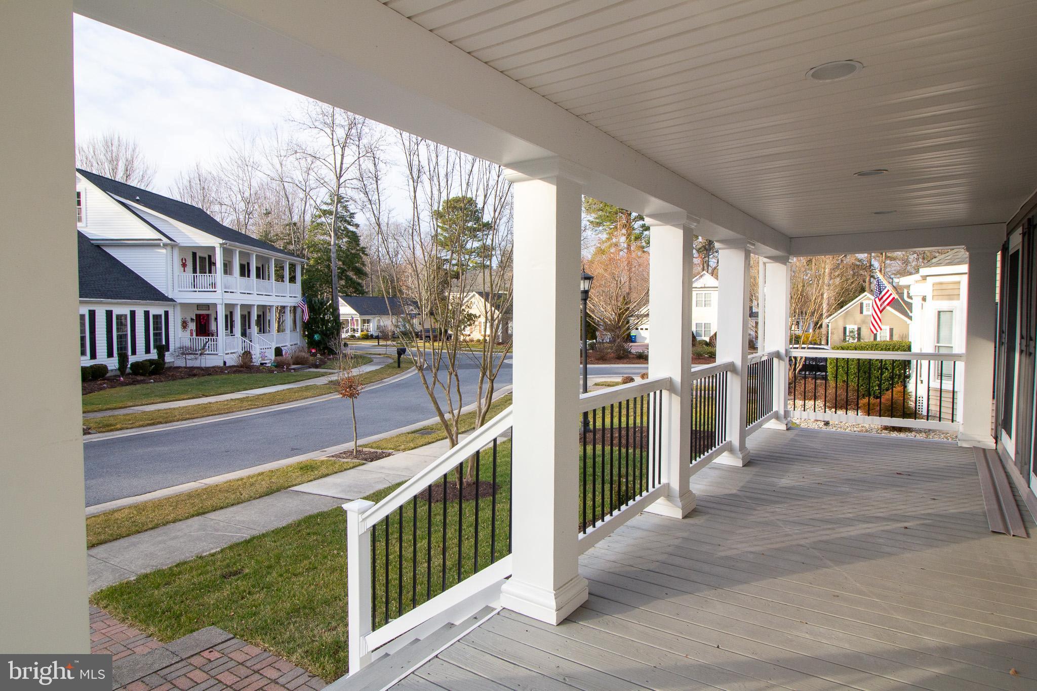BAYWOOD - Residential