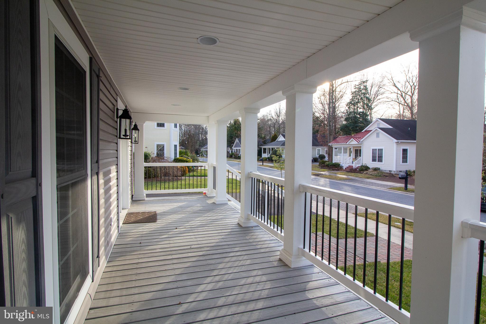 BAYWOOD - Residential