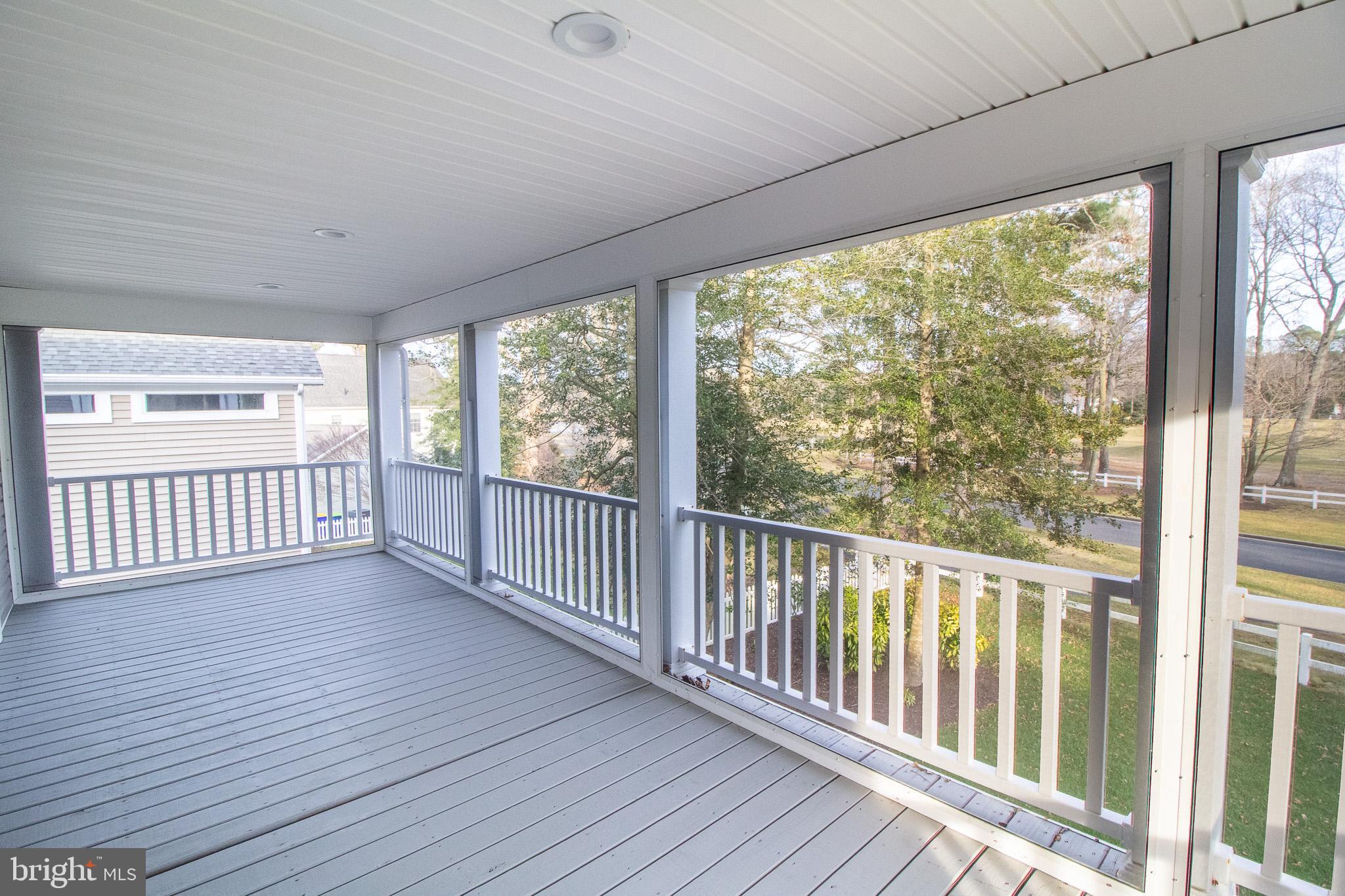 BAYWOOD - Residential