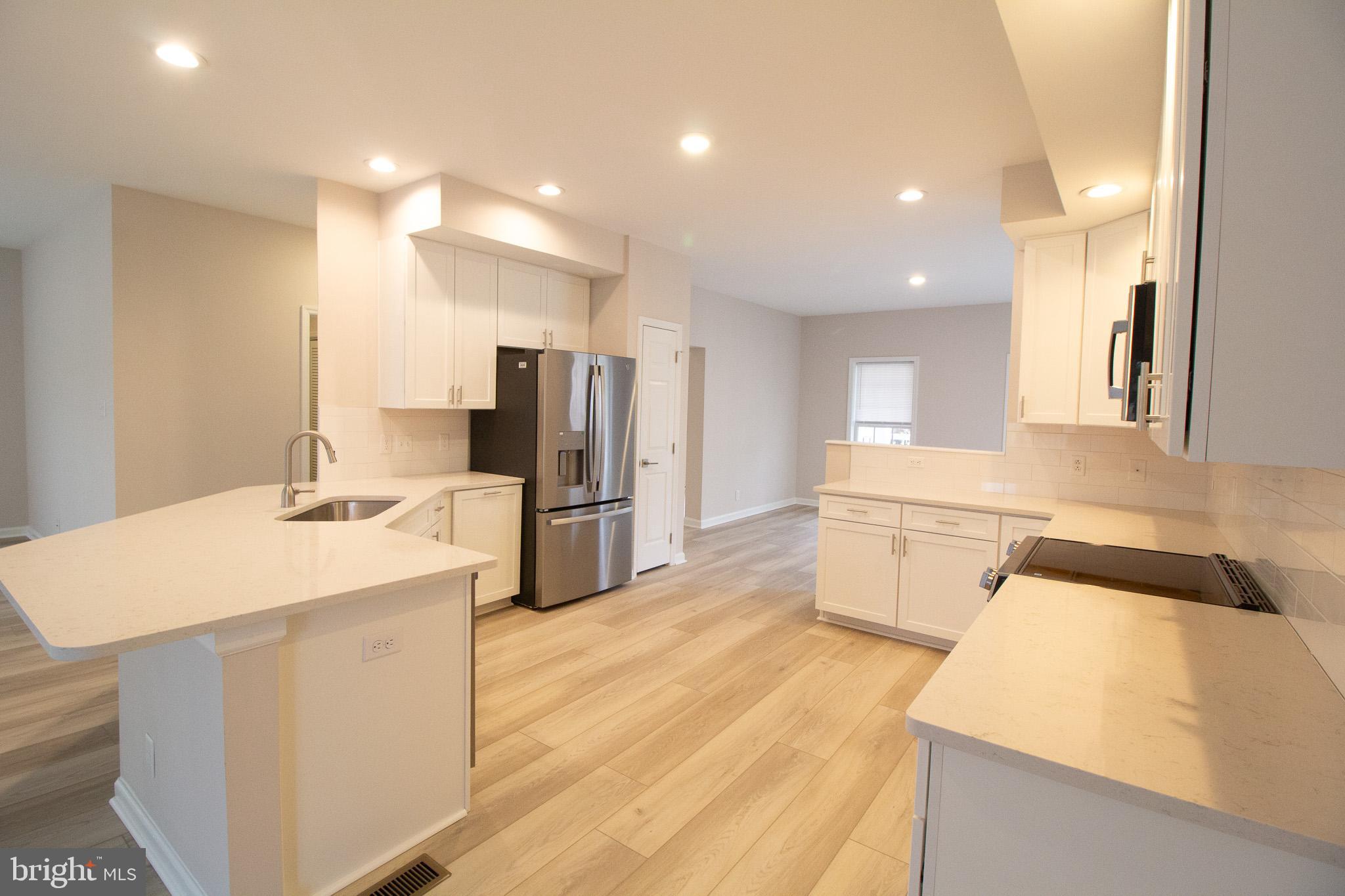 BAYWOOD - Residential
