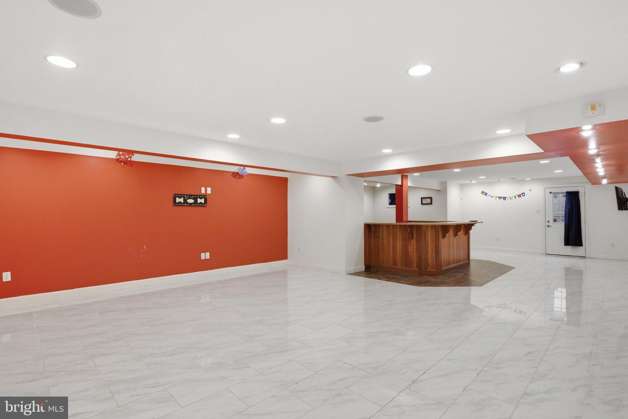 GRAND POINT CROSSING - Residential
