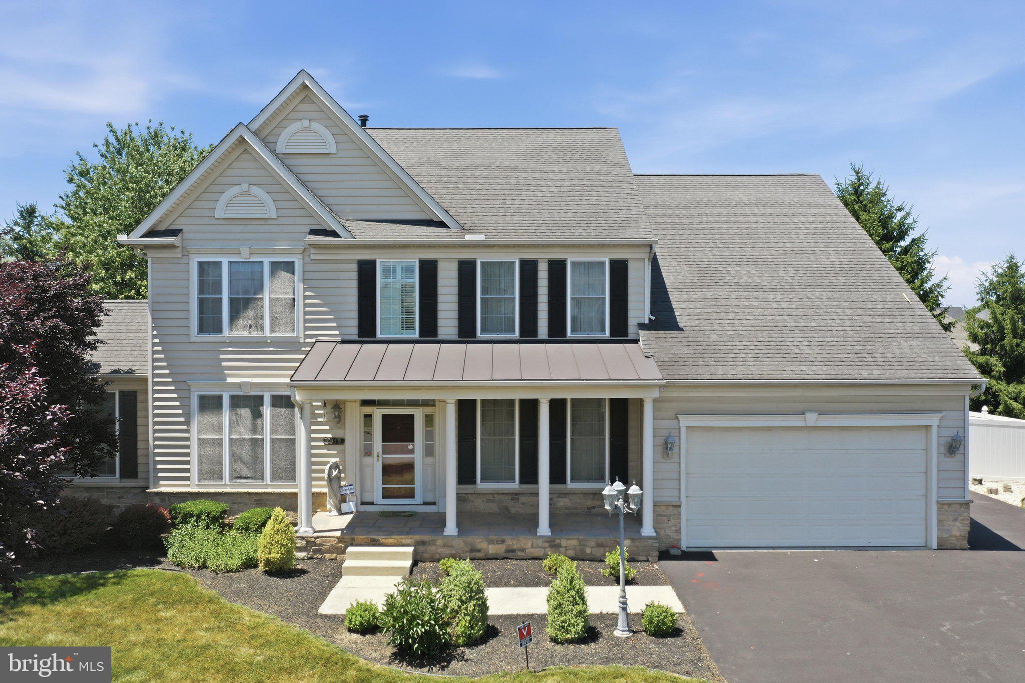GRAND POINT CROSSING - Residential