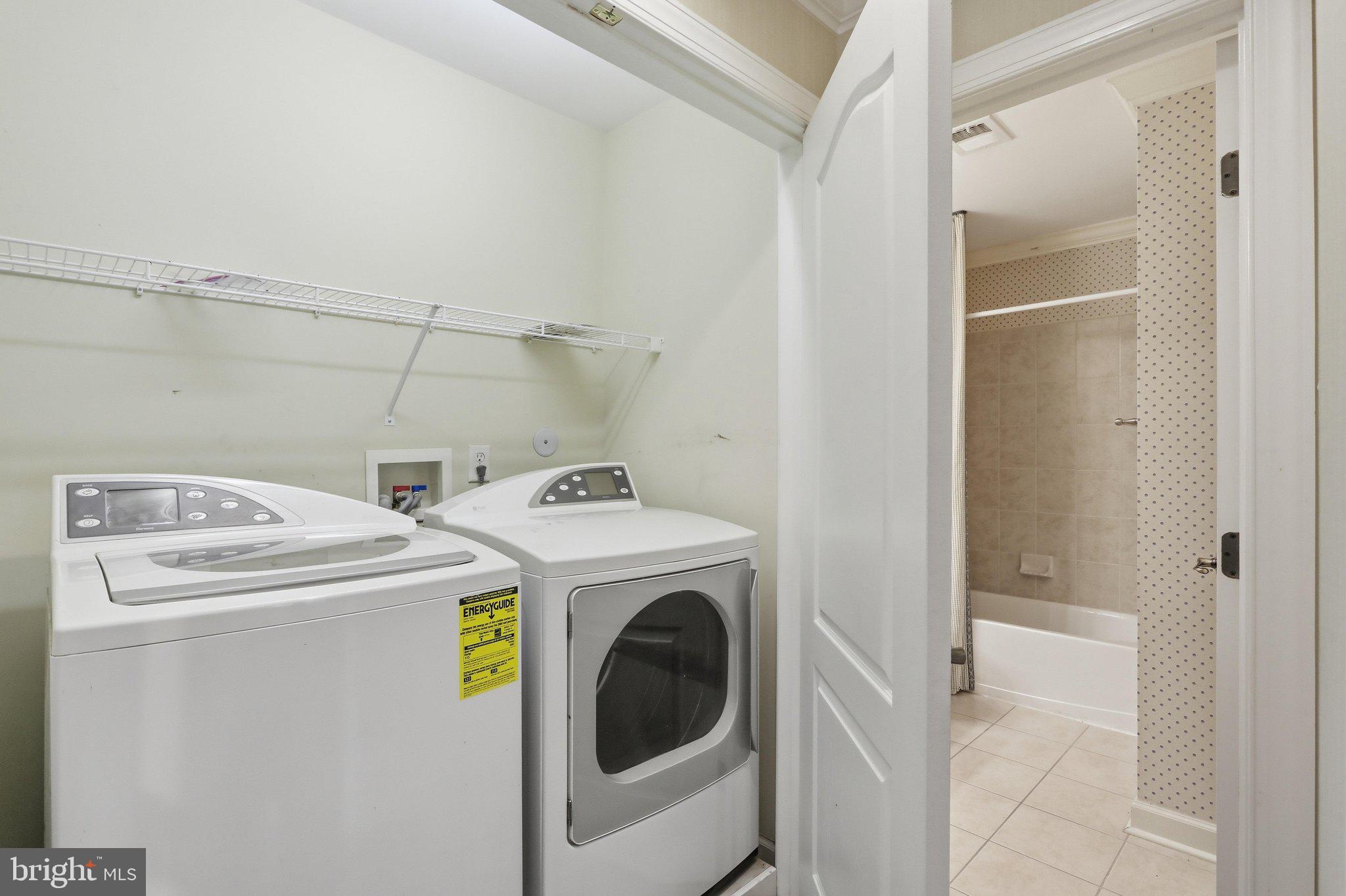 GRAND POINT CROSSING - Residential