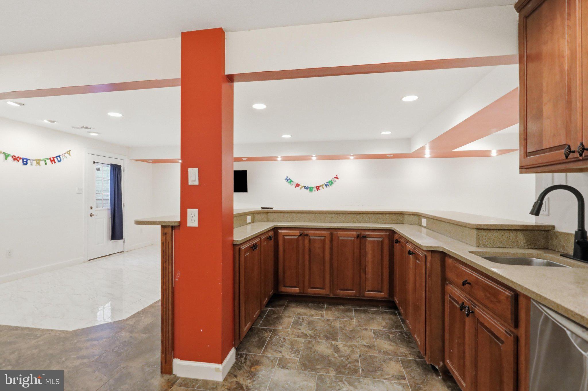 GRAND POINT CROSSING - Residential