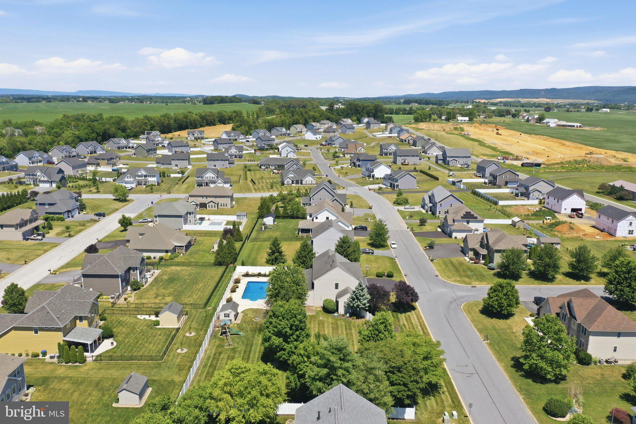 GRAND POINT CROSSING - Residential