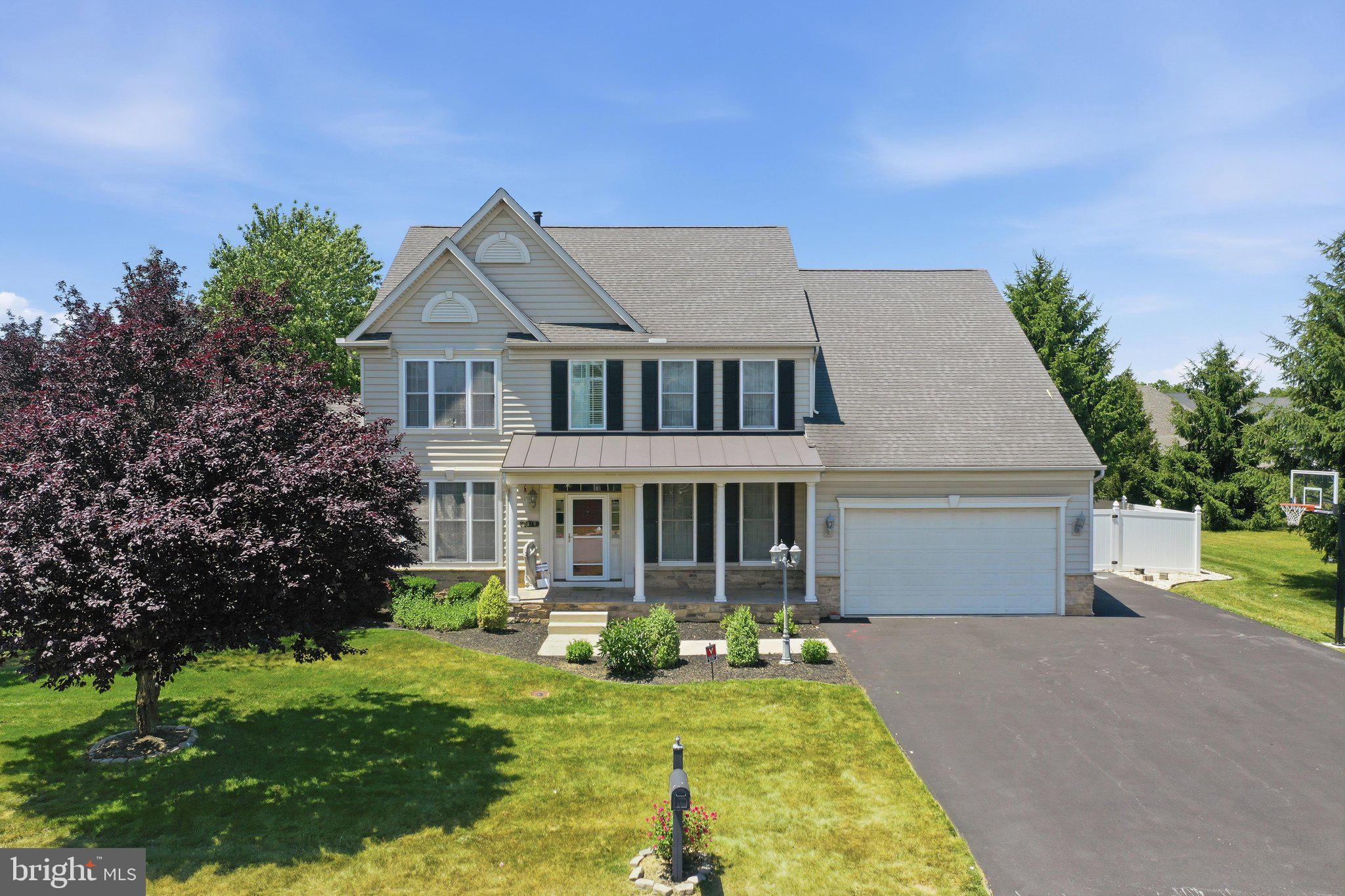 GRAND POINT CROSSING - Residential