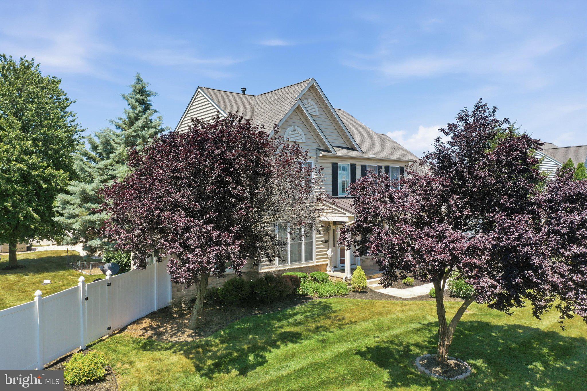 GRAND POINT CROSSING - Residential