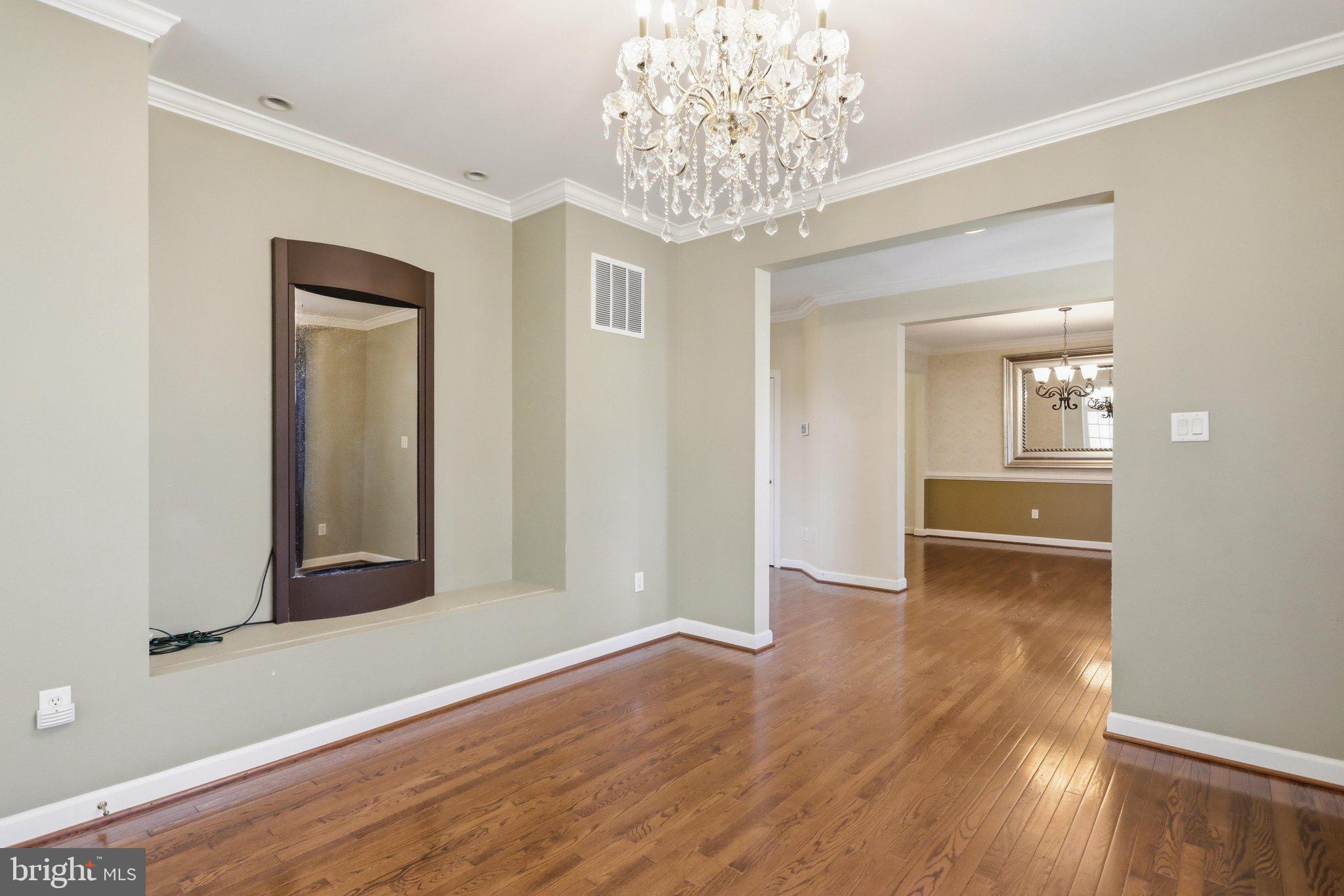 GRAND POINT CROSSING - Residential