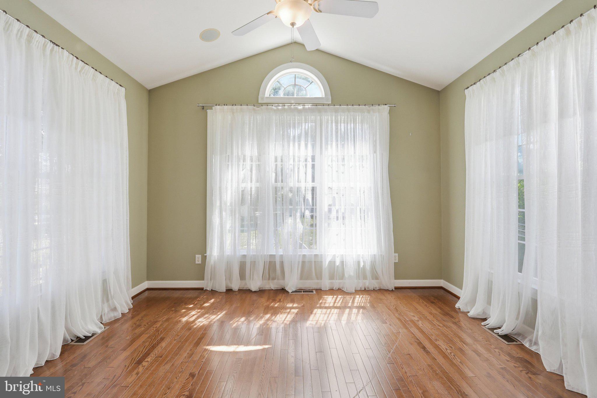 GRAND POINT CROSSING - Residential