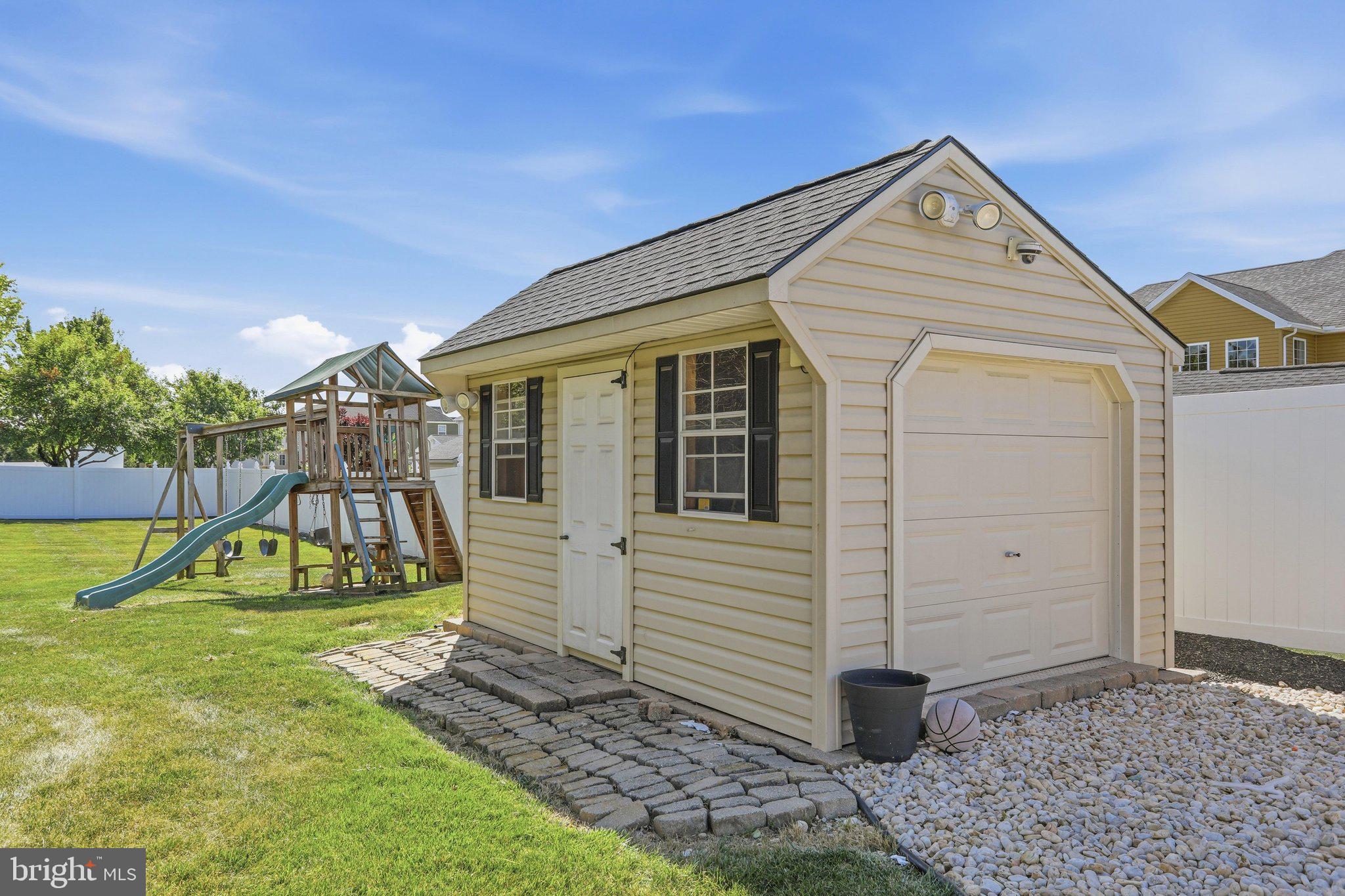 GRAND POINT CROSSING - Residential