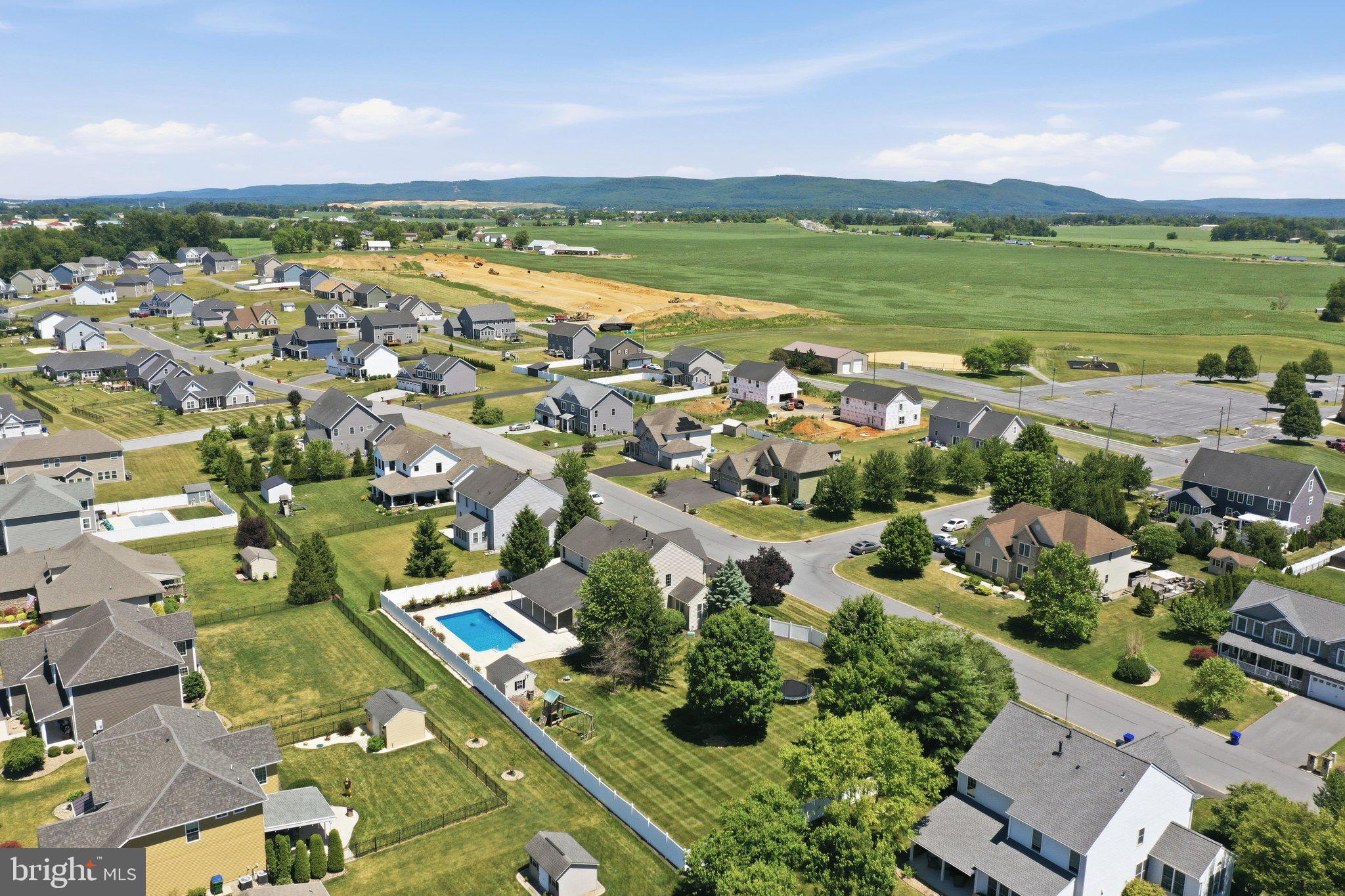GRAND POINT CROSSING - Residential