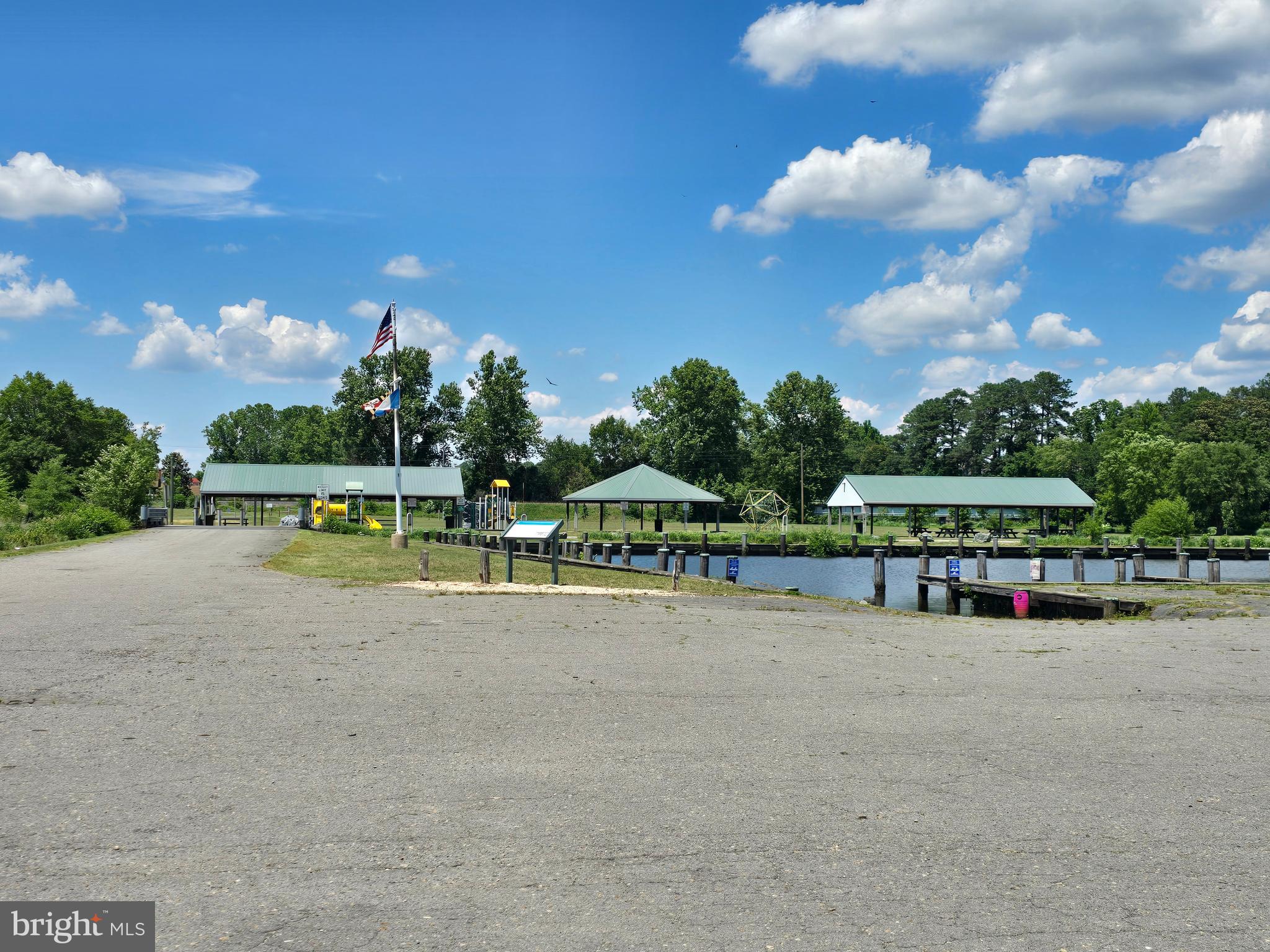 FEDERALSBURG - Residential