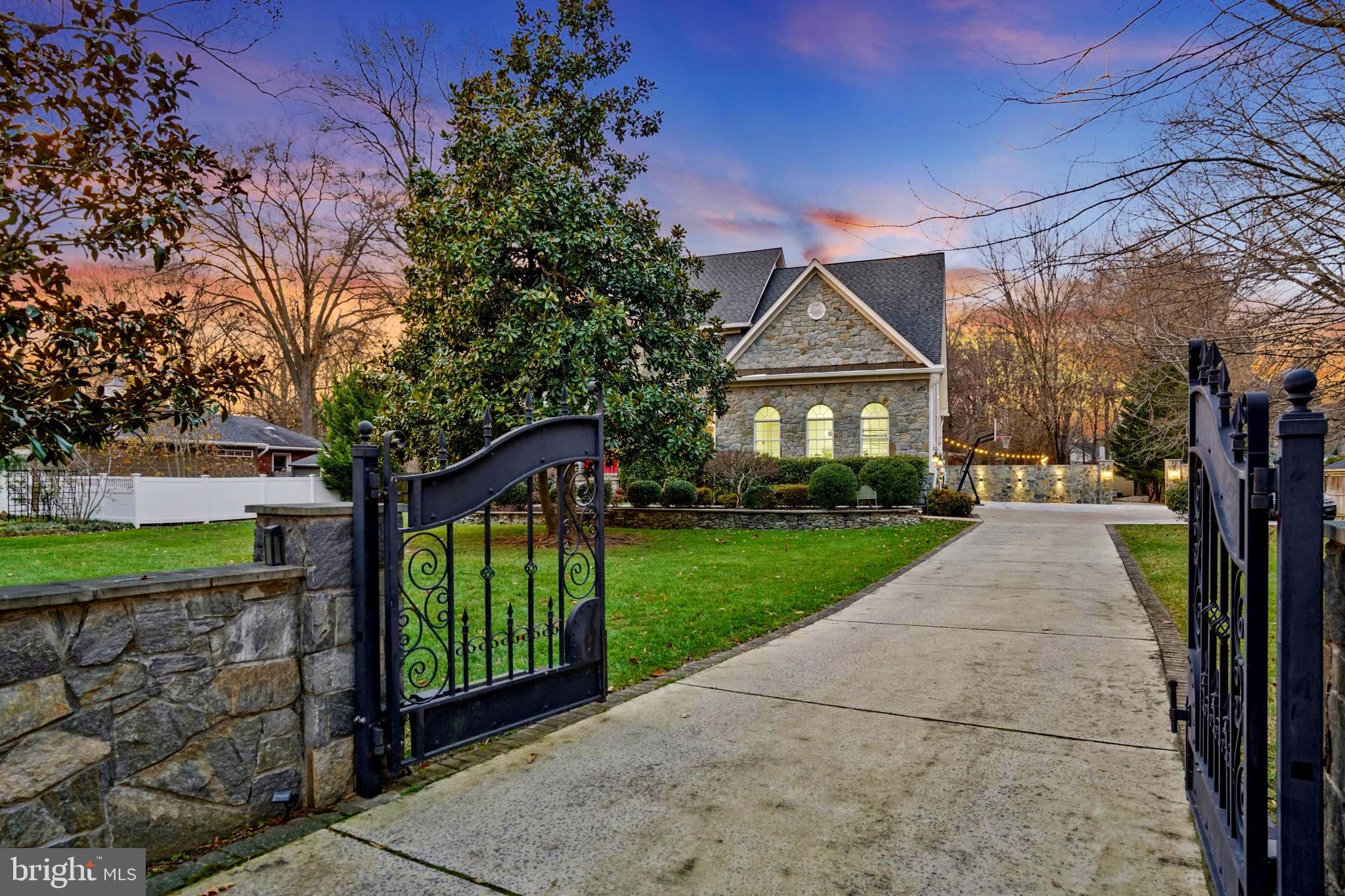 HYBLA VALLEY FARMS - Residential