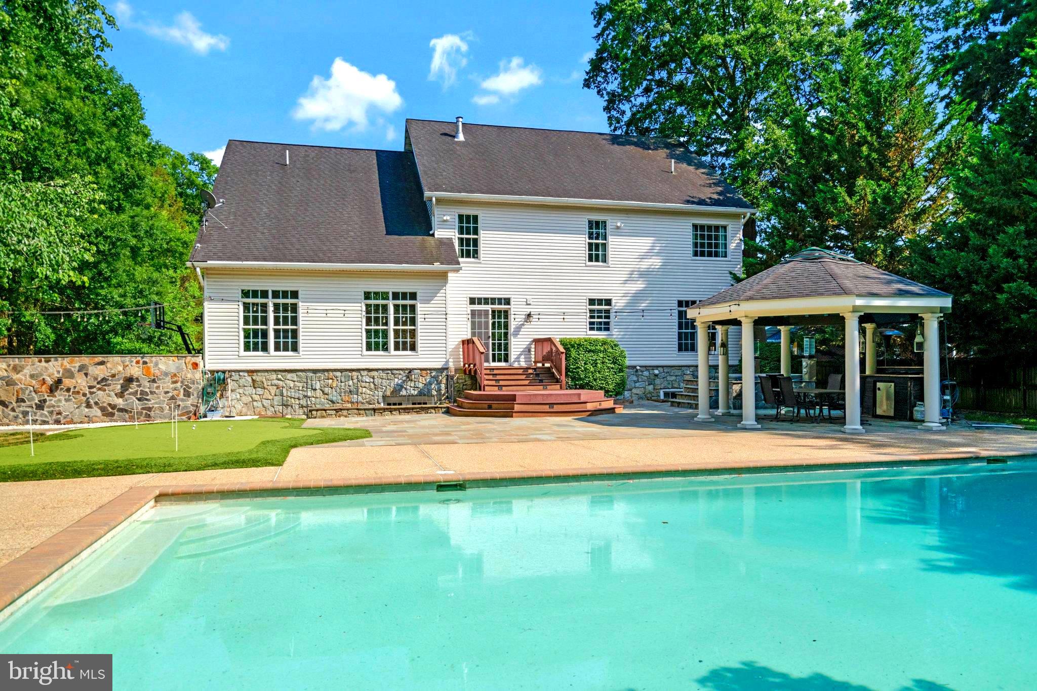 HYBLA VALLEY FARMS - Residential
