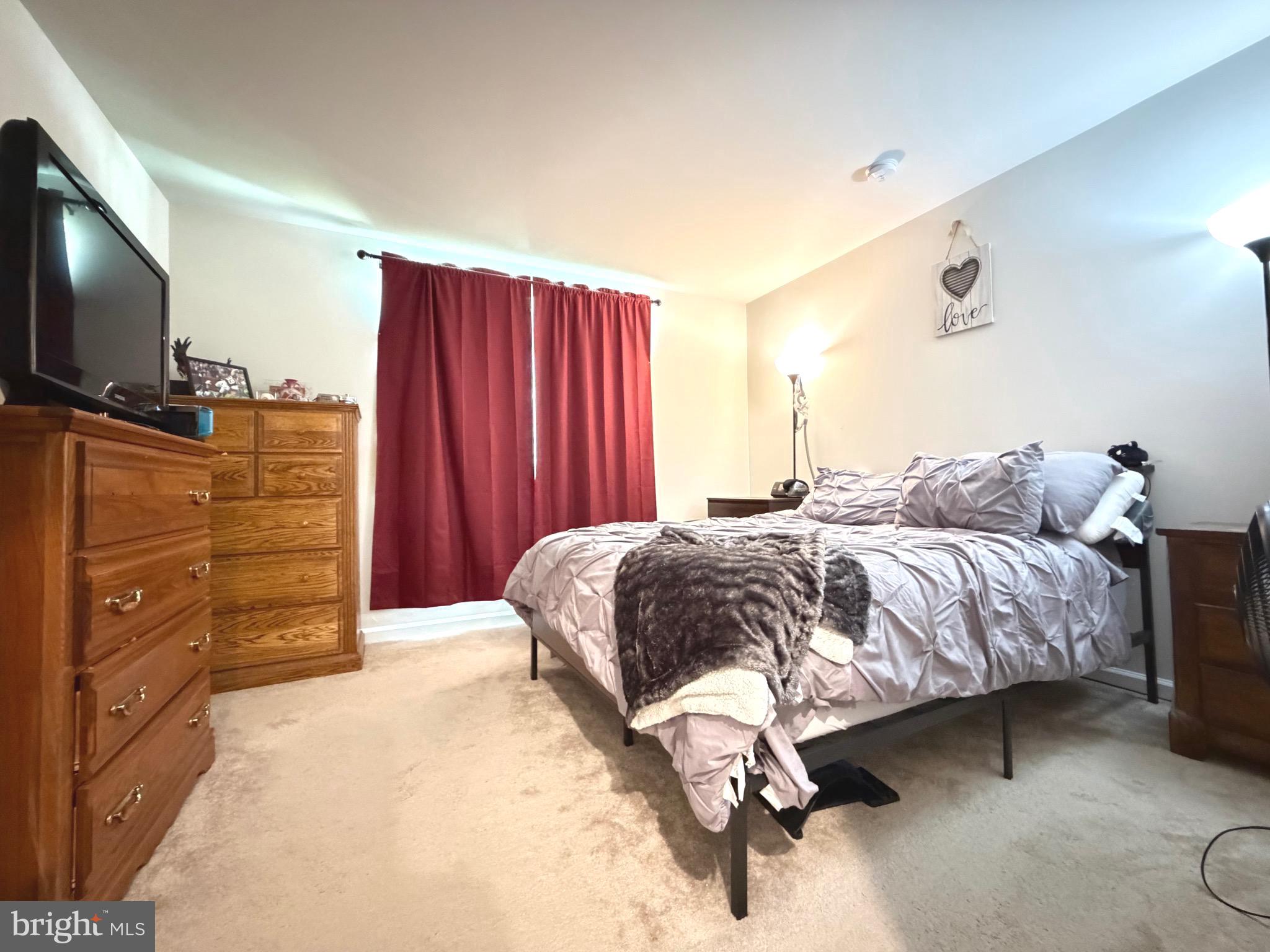 THE LAKES AT MARTINSBURG - Residential