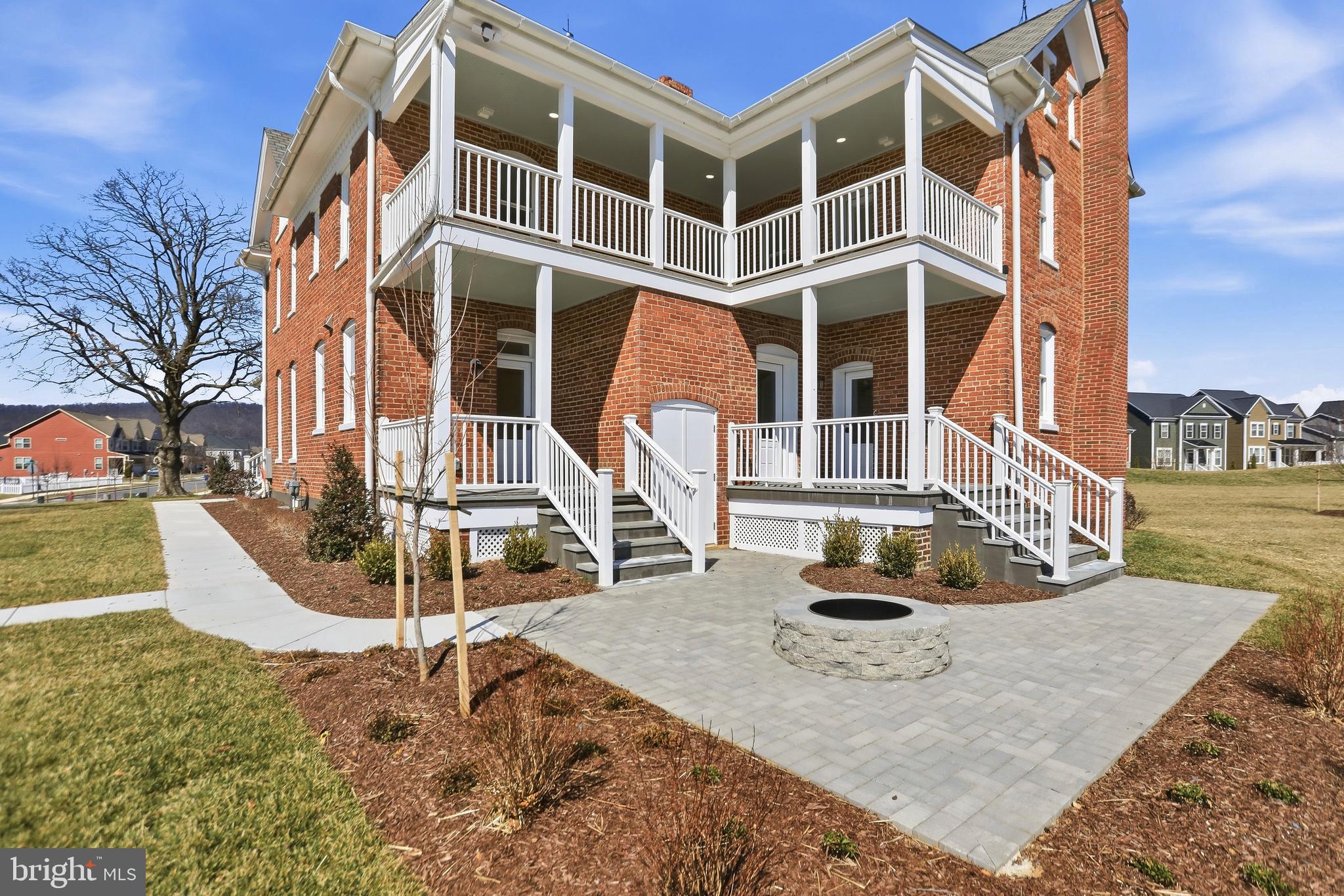 BRUNSWICK CROSSING - Residential