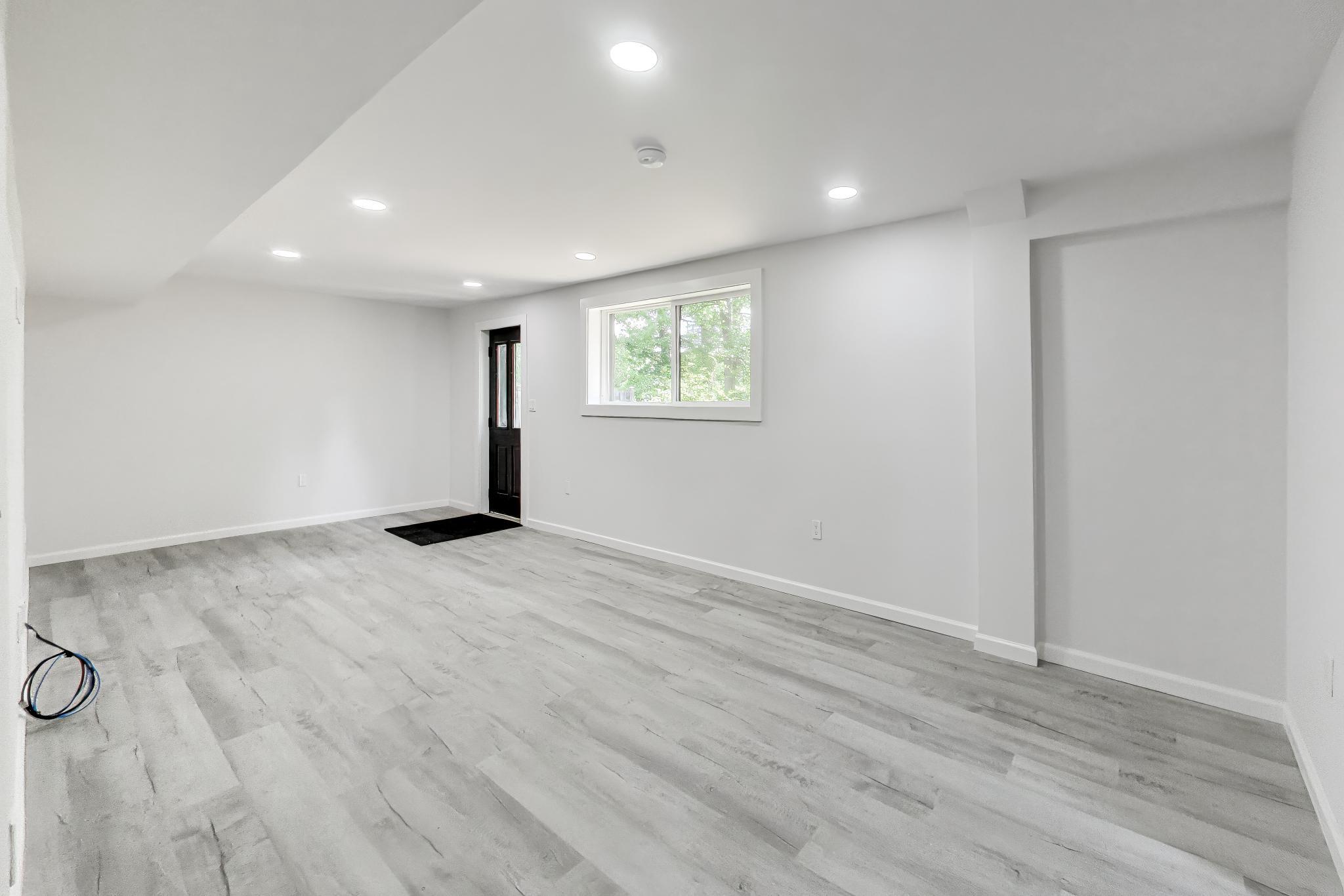 FOREST KNOLLS - Residential