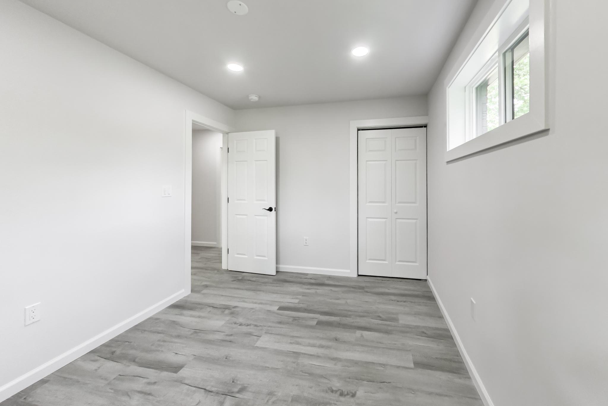 FOREST KNOLLS - Residential