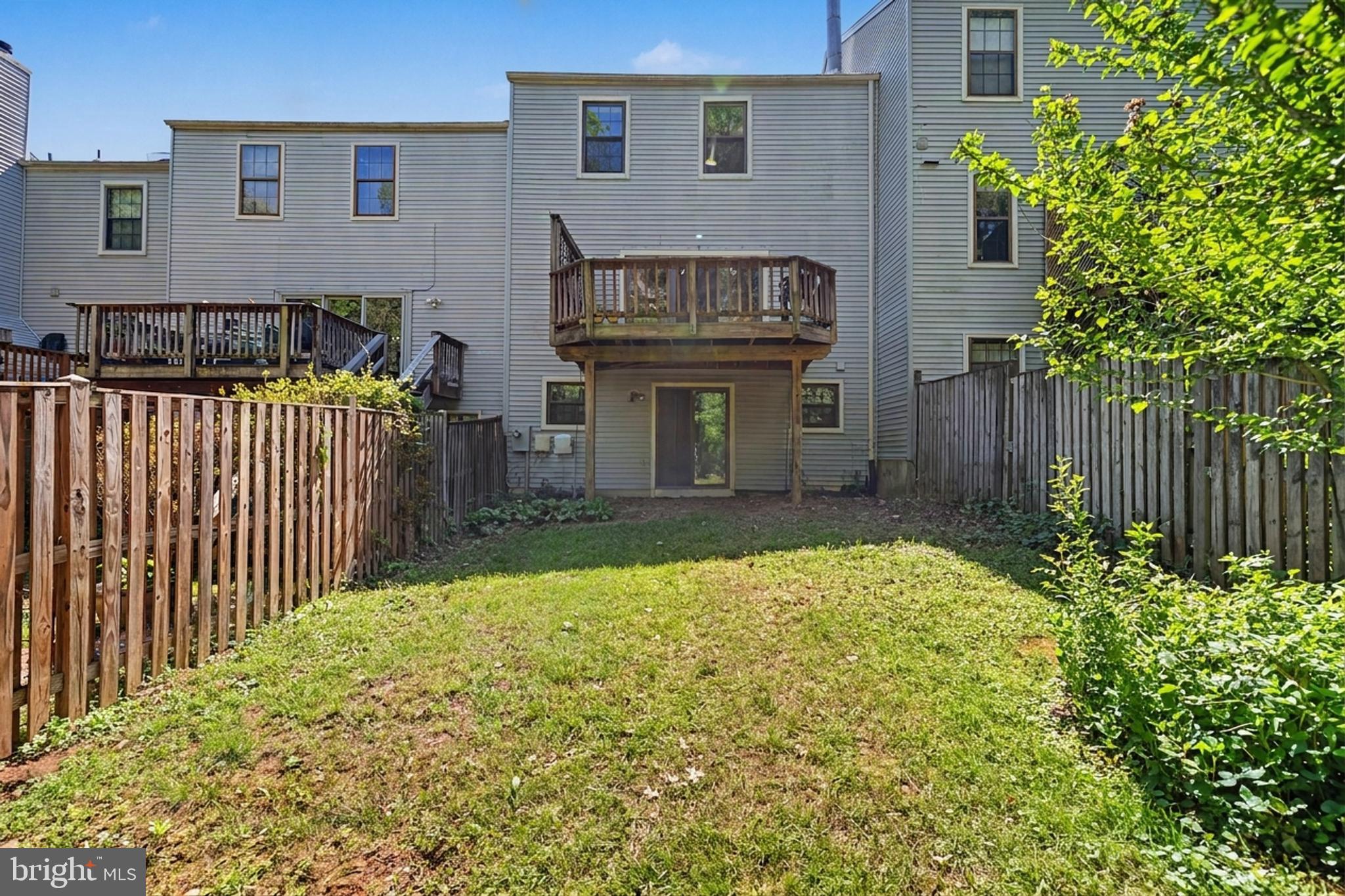 COUNTRYSIDE - Residential