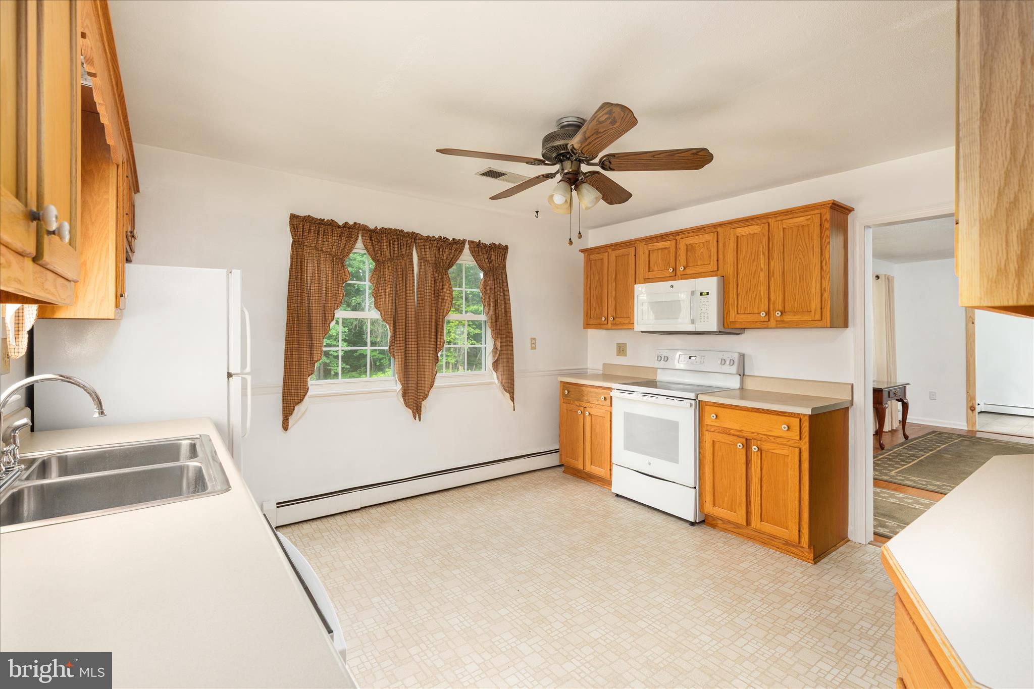 DAVIS STRASBURG - Residential