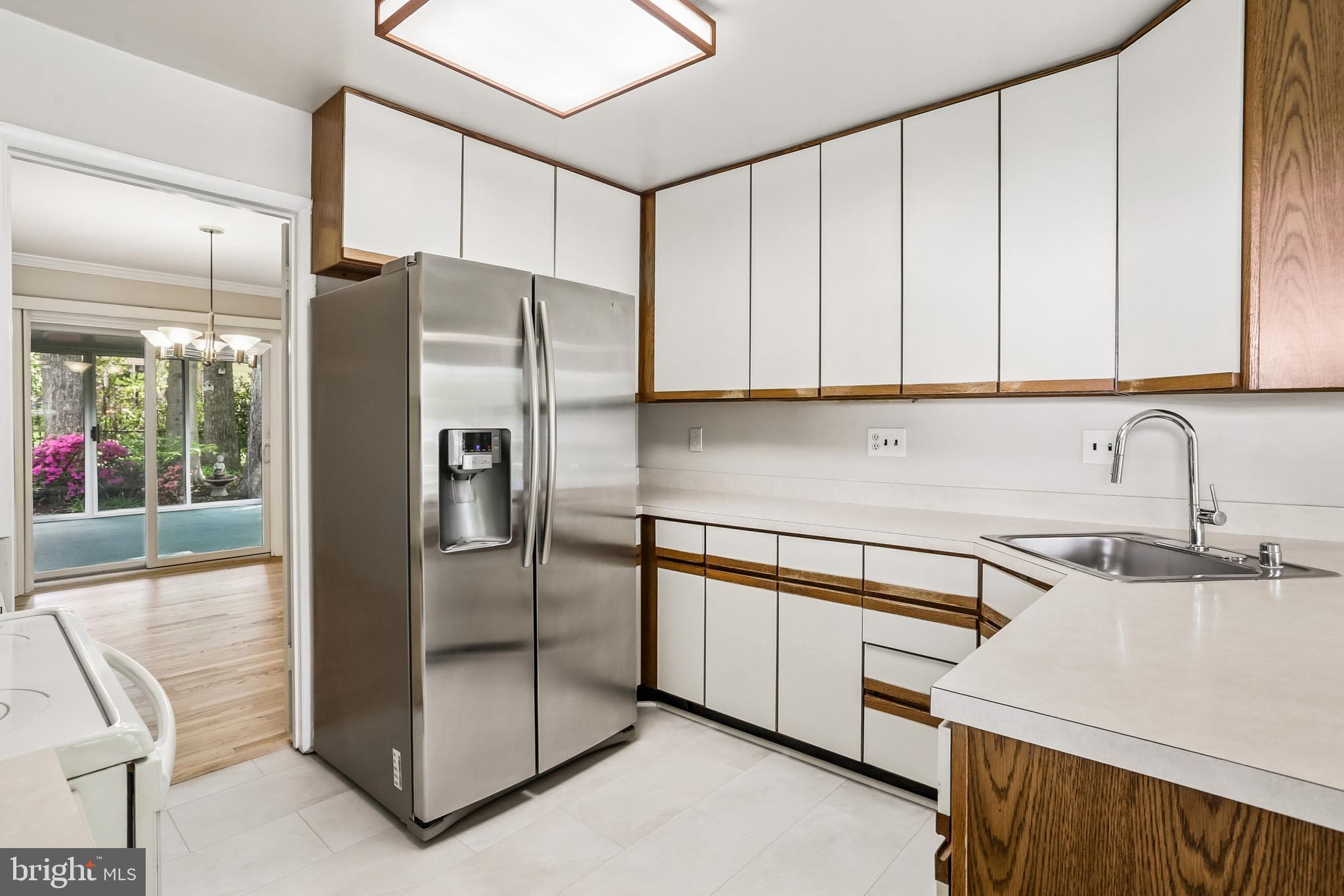 MANOR WOODS - Residential