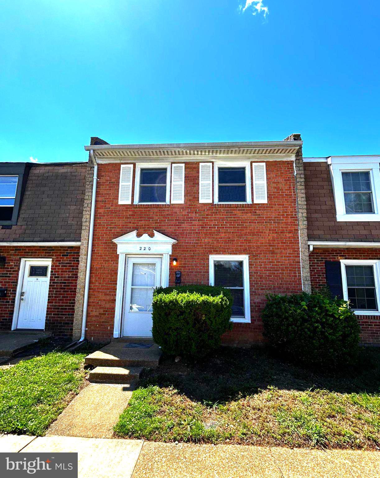 CENTRAL PARK TOWNHOMES - Residential