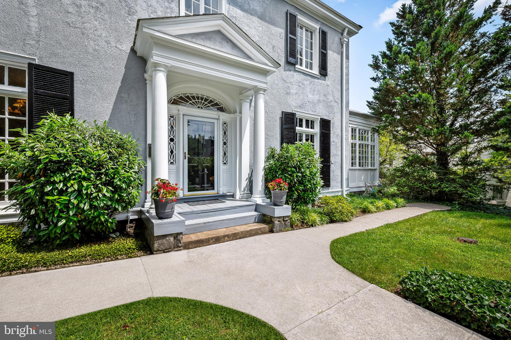 ROLAND PARK - Residential