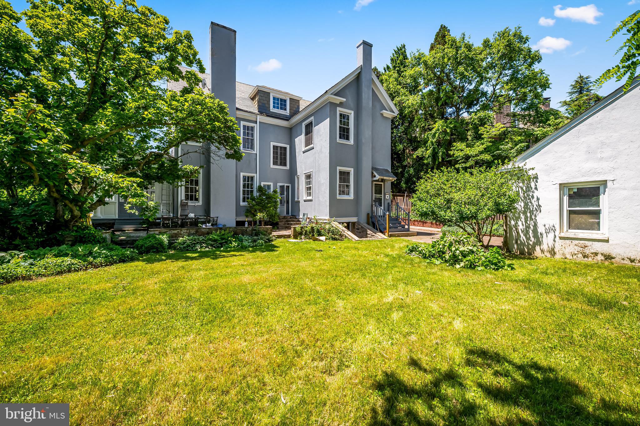 ROLAND PARK - Residential