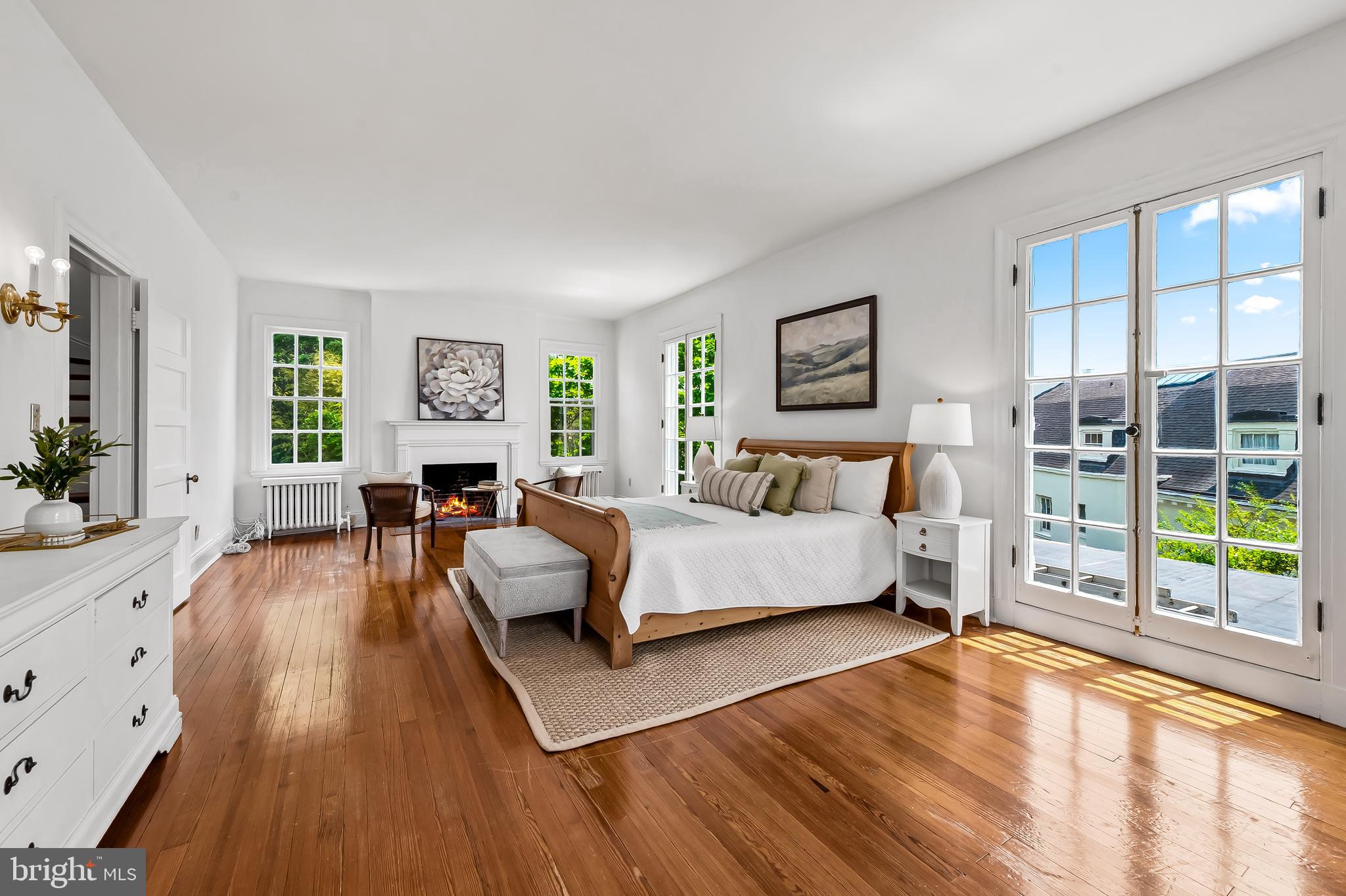 ROLAND PARK - Residential