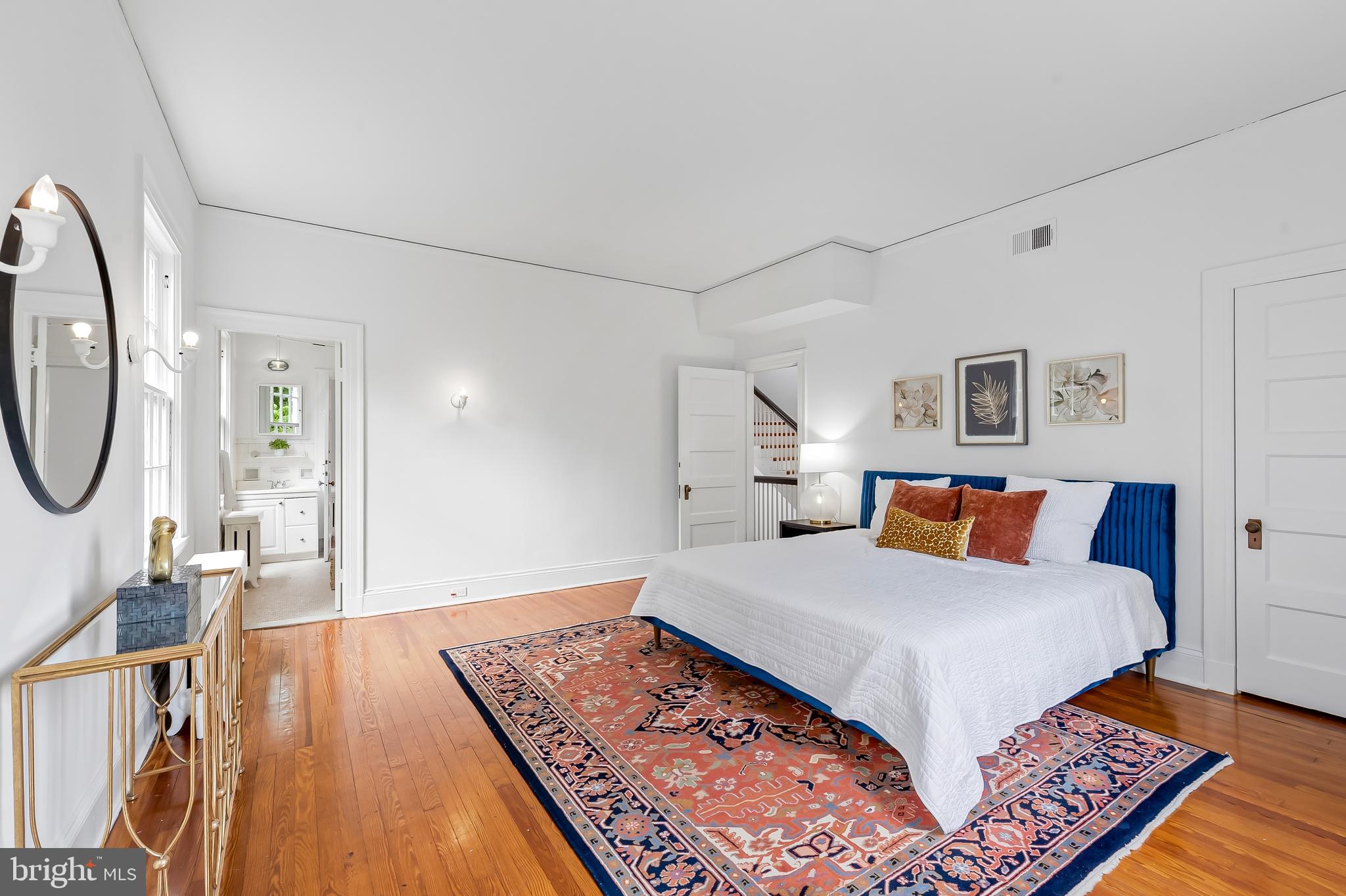 ROLAND PARK - Residential
