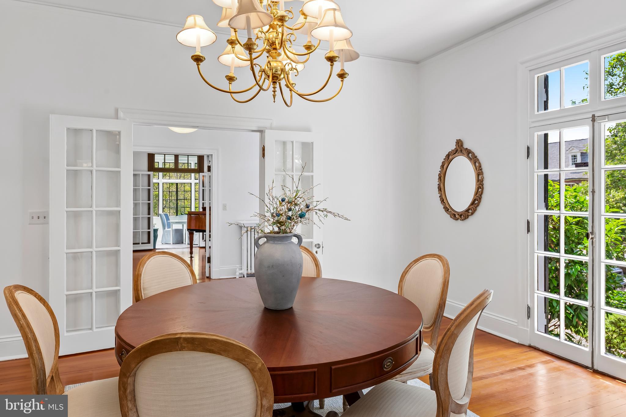 ROLAND PARK - Residential