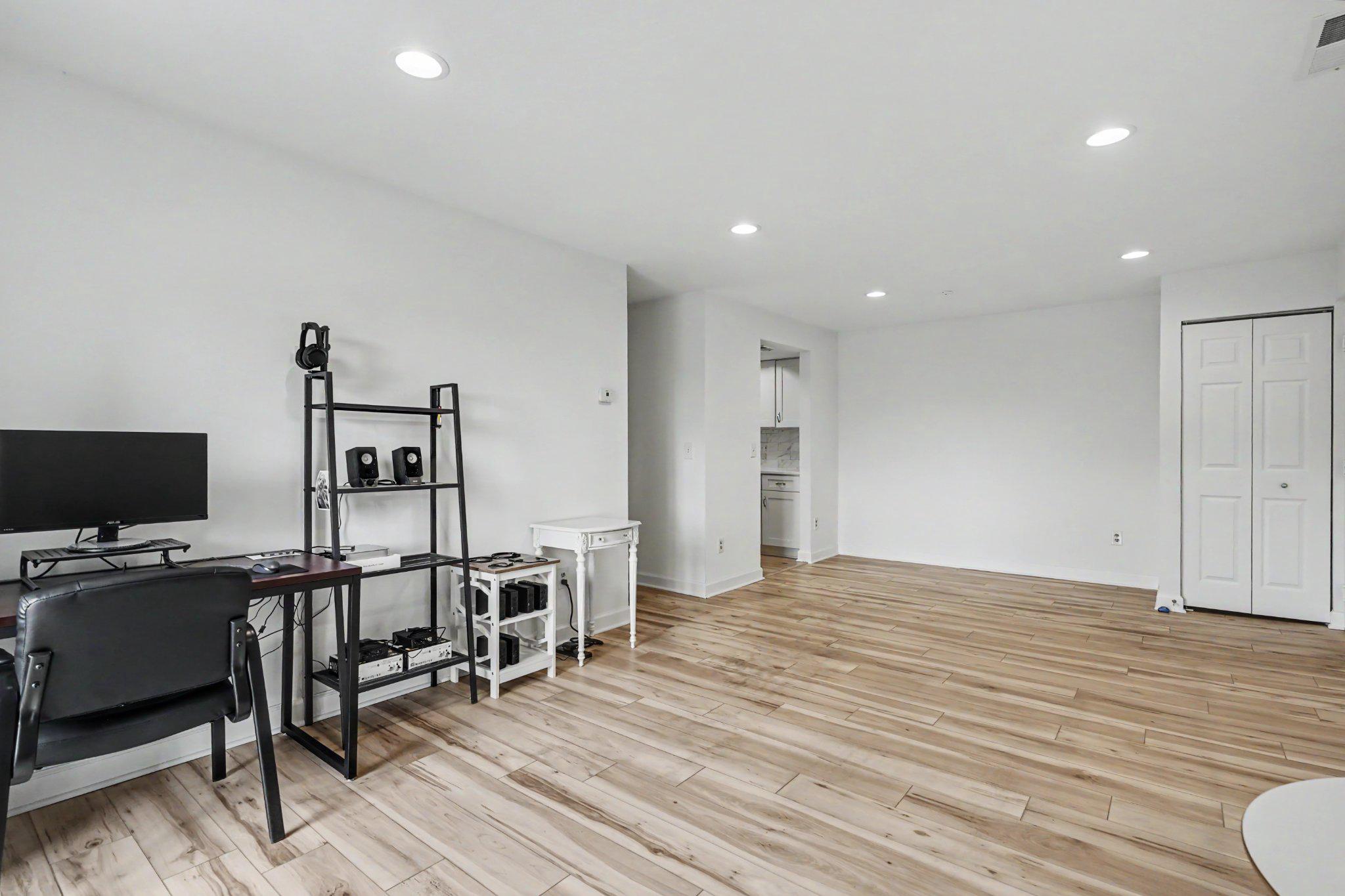 MADISON RIDGE - Residential