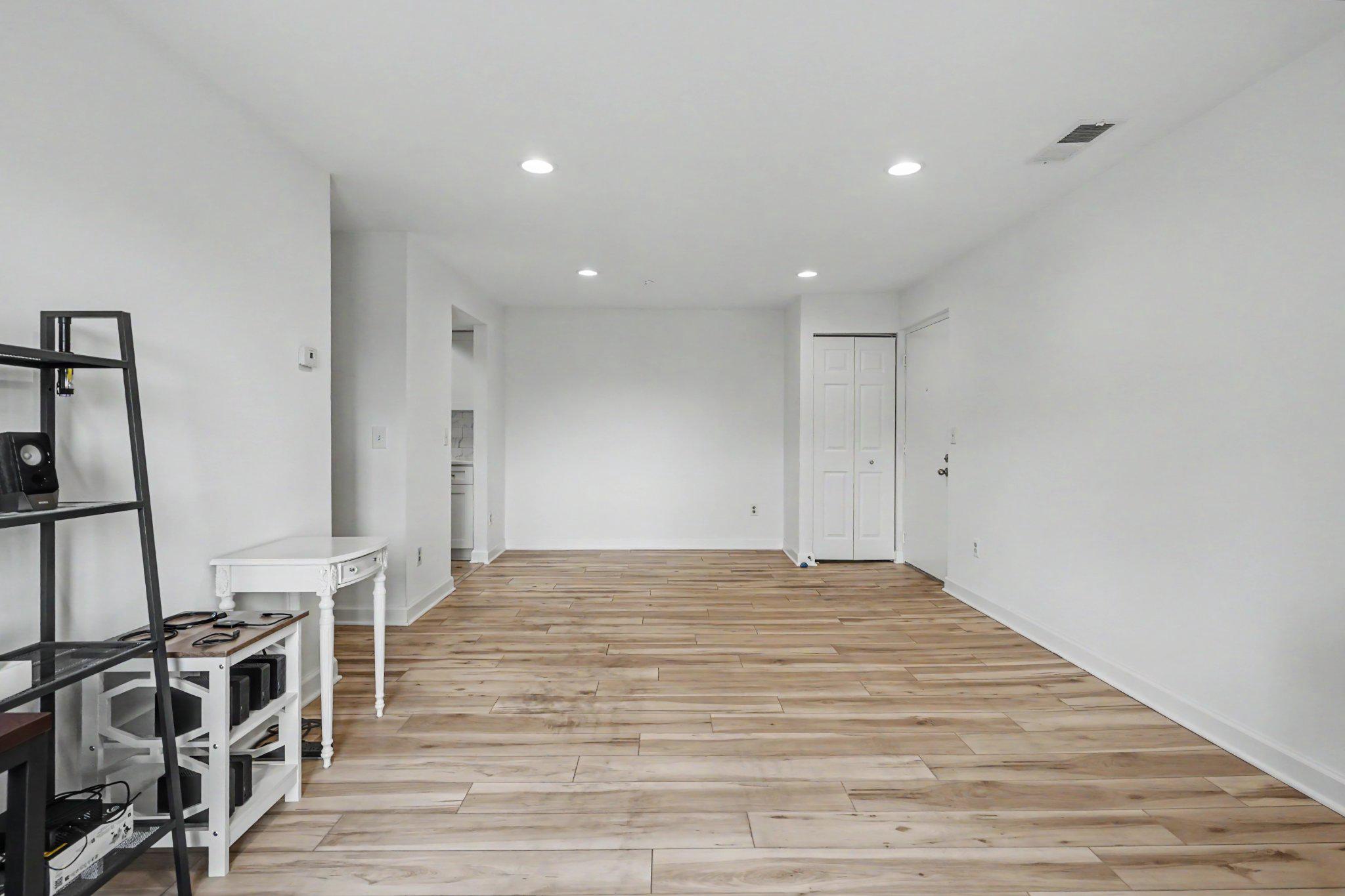 MADISON RIDGE - Residential