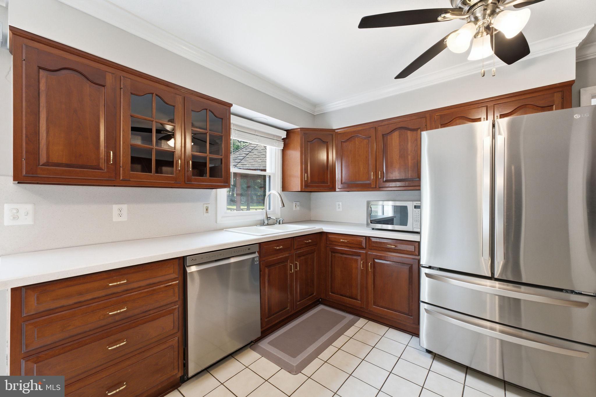 HAMILTON ACRES - Residential