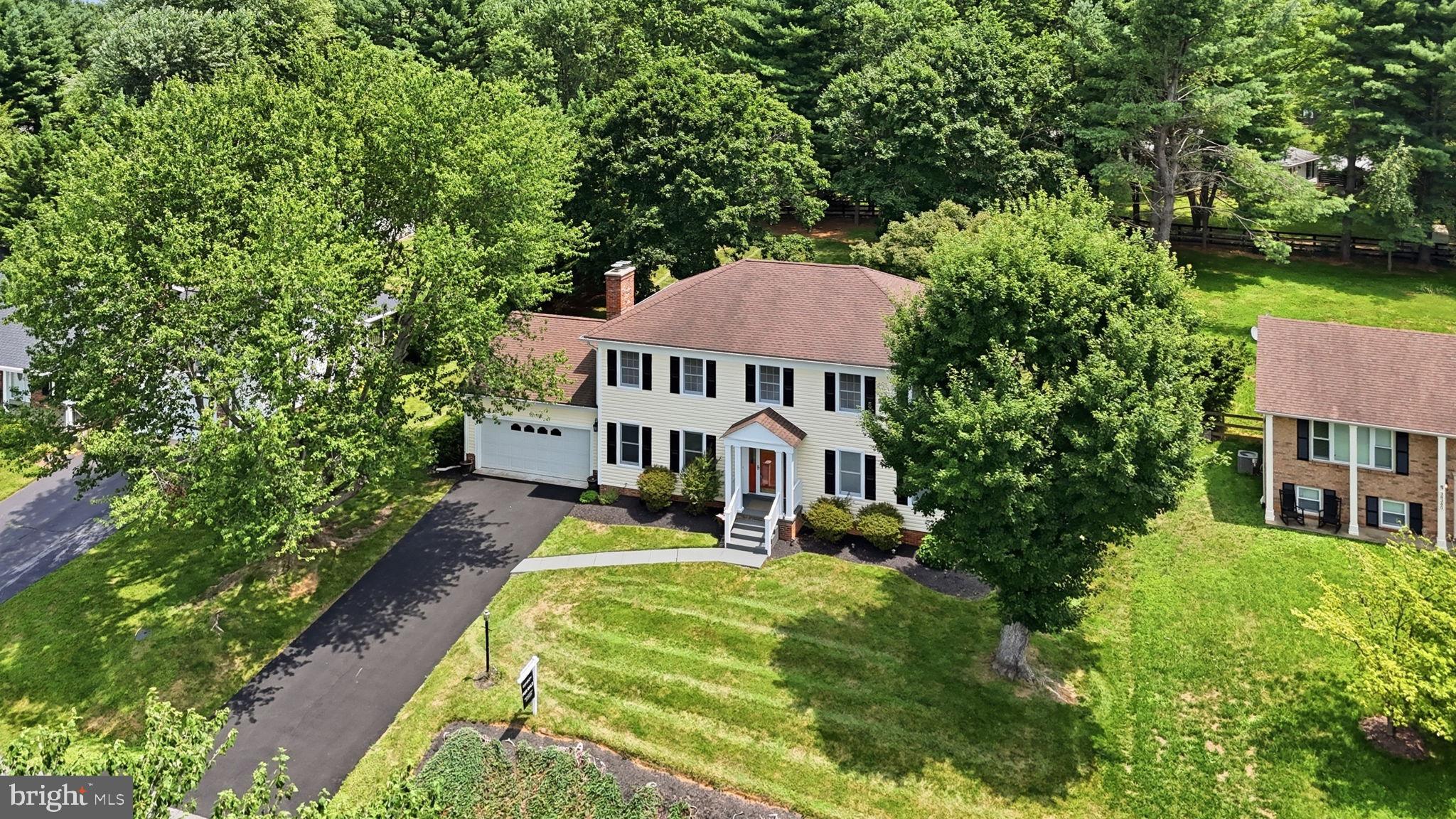 HAMILTON ACRES - Residential