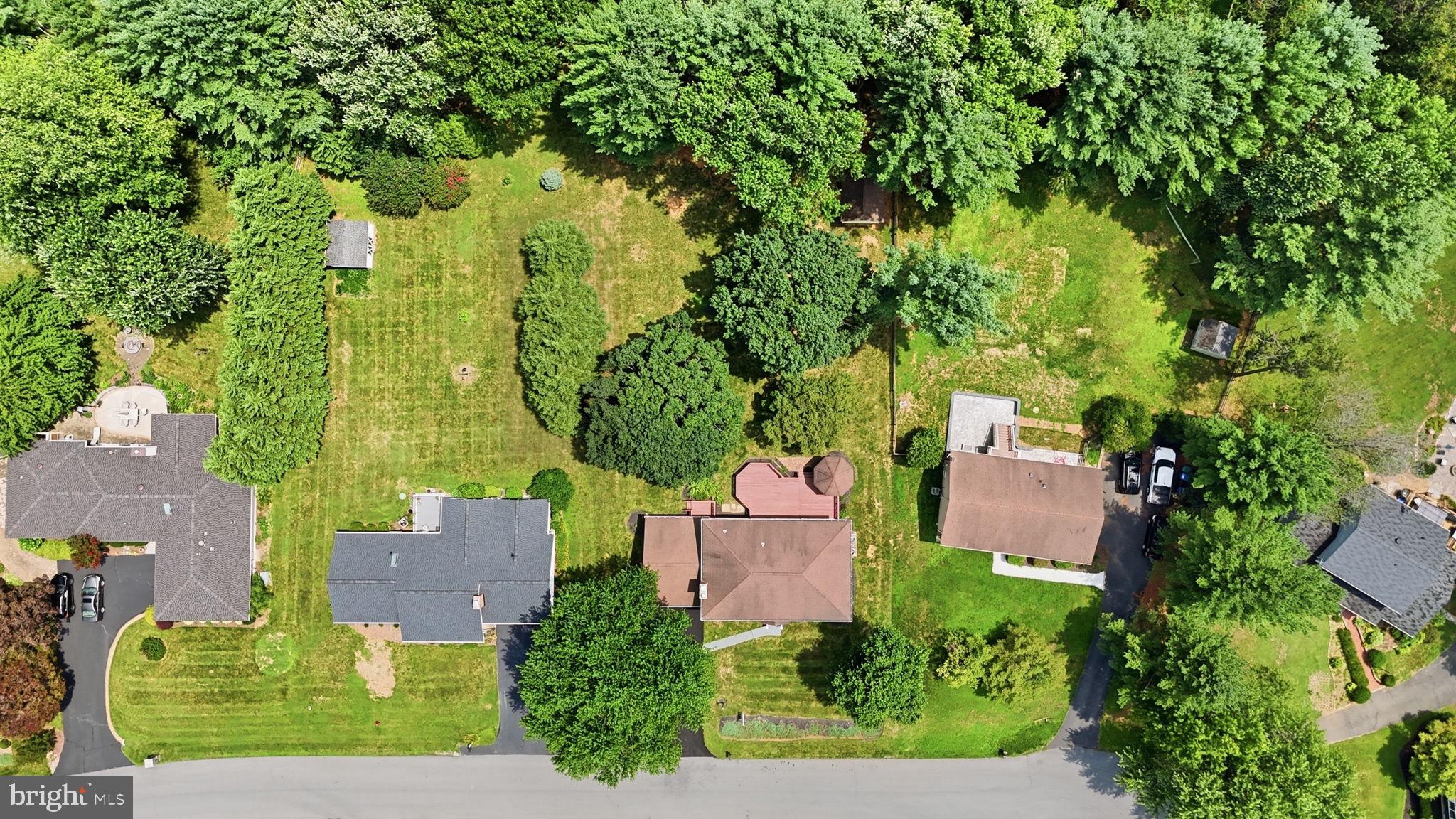 HAMILTON ACRES - Residential