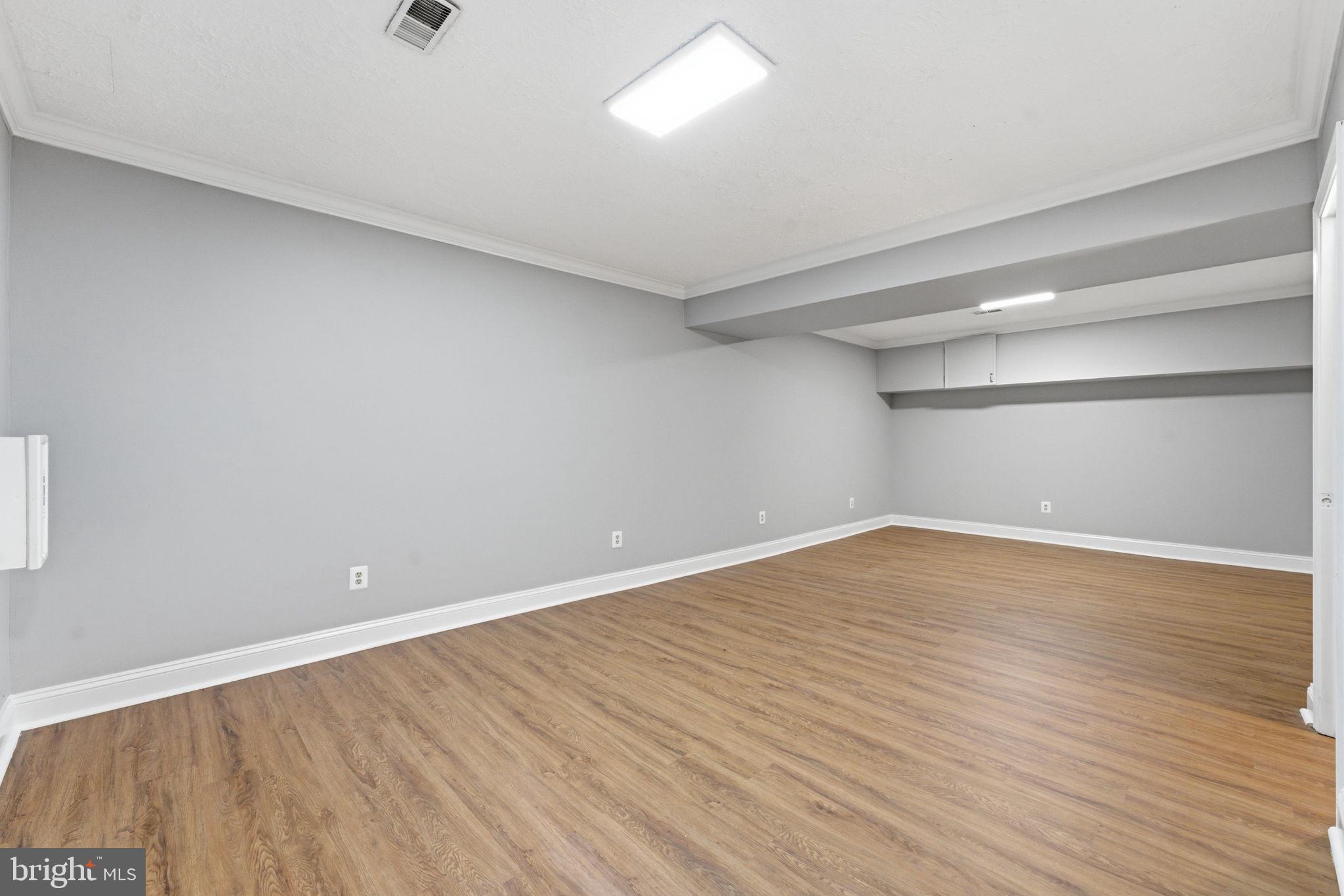 HAMILTON ACRES - Residential
