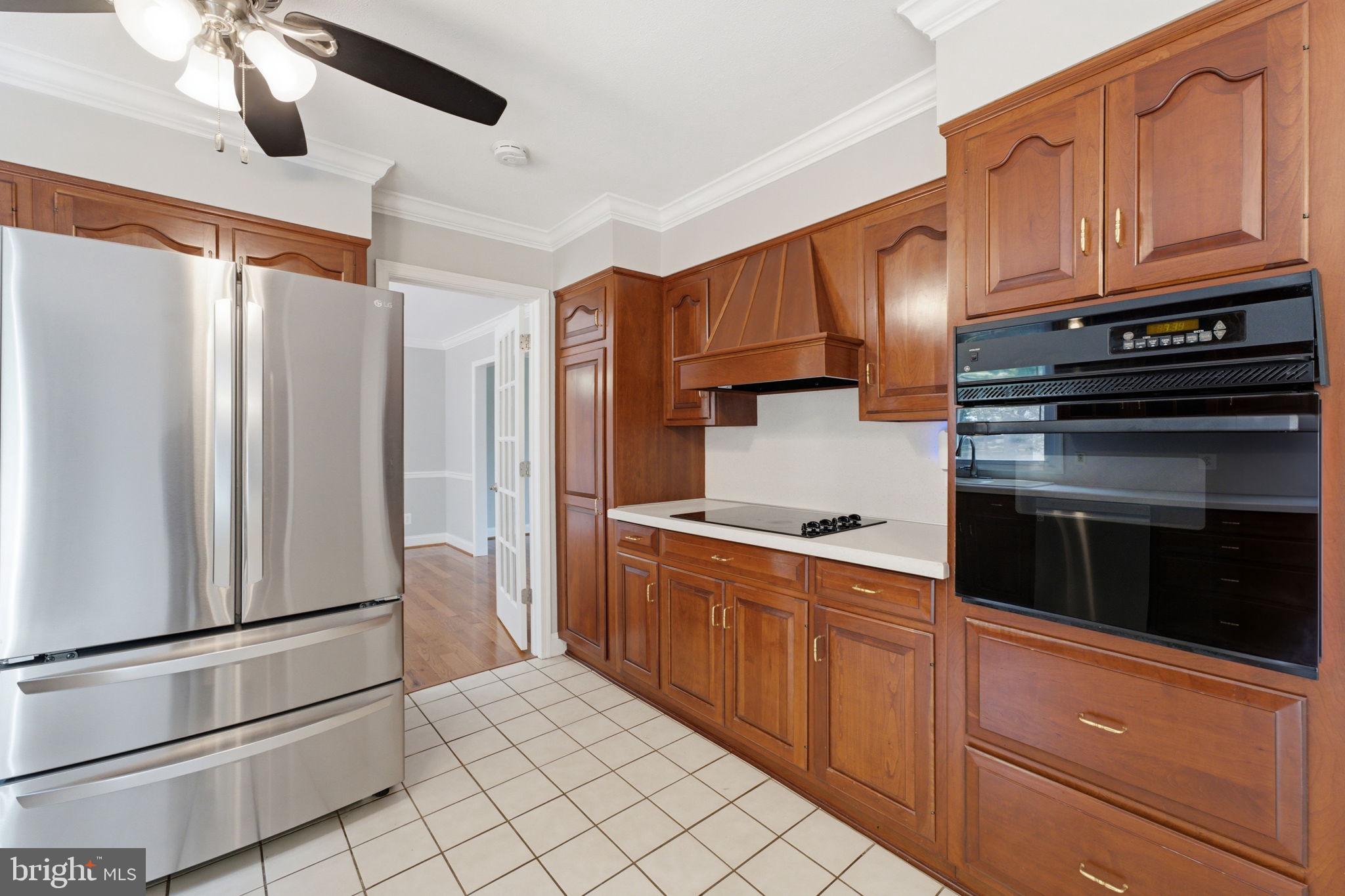 HAMILTON ACRES - Residential