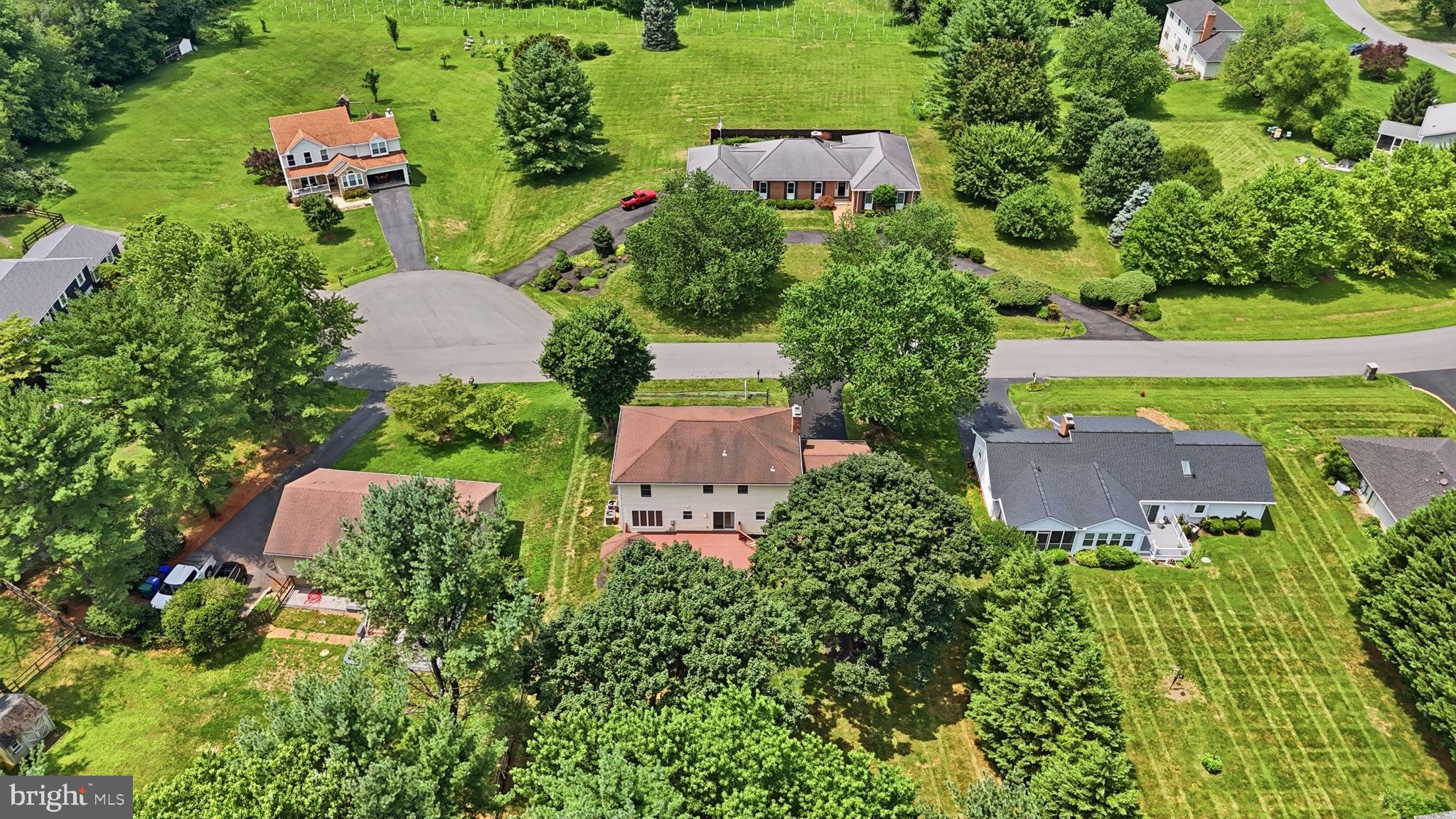 HAMILTON ACRES - Residential