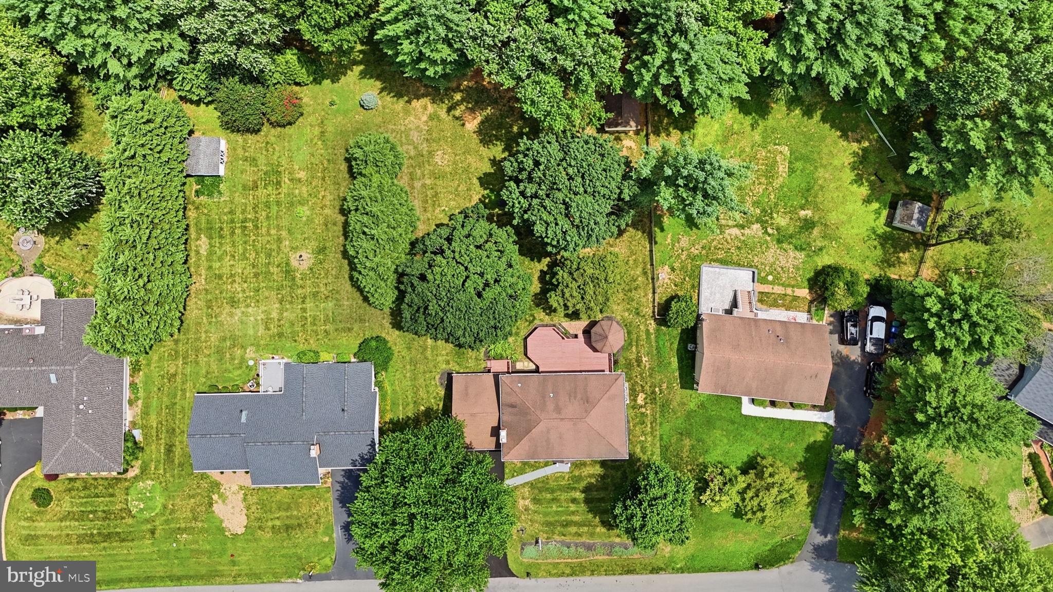 HAMILTON ACRES - Residential