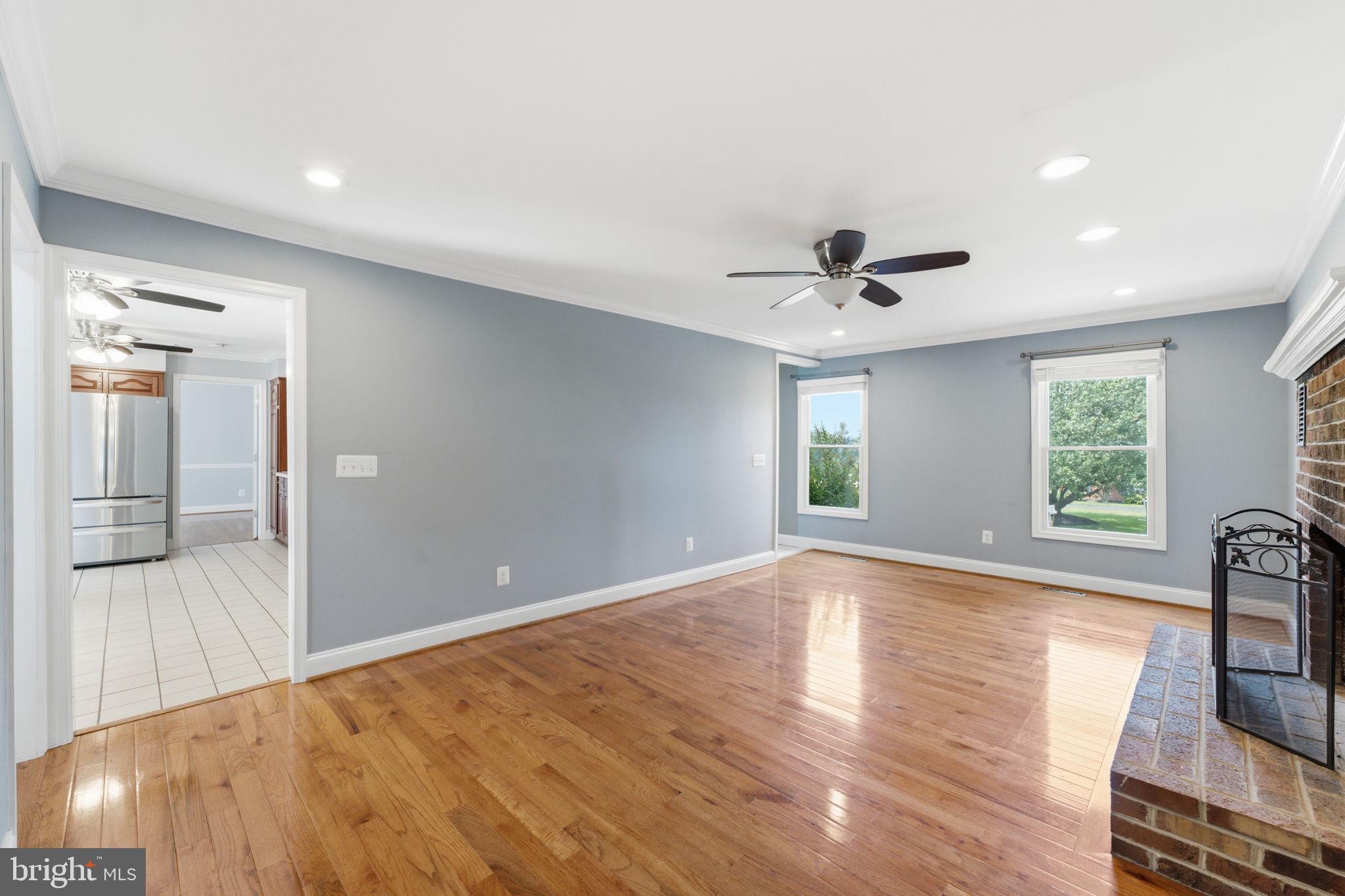 HAMILTON ACRES - Residential