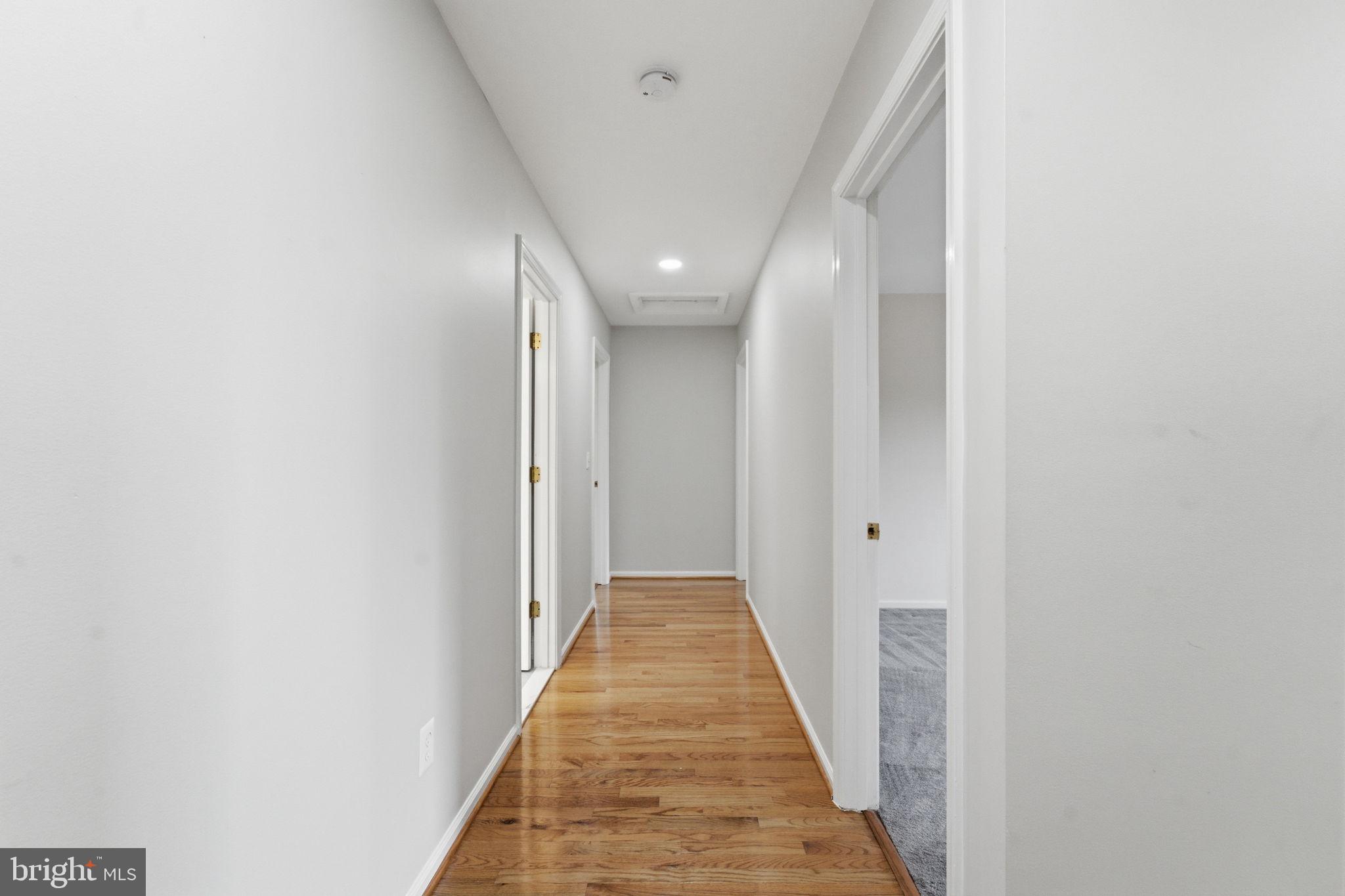 HAMILTON ACRES - Residential