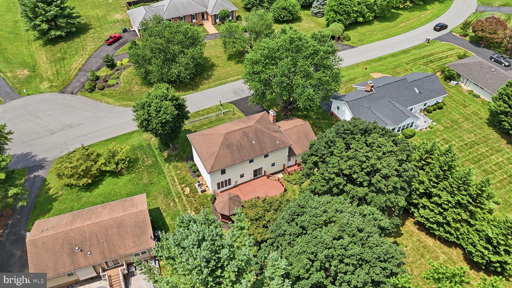 HAMILTON ACRES - Residential