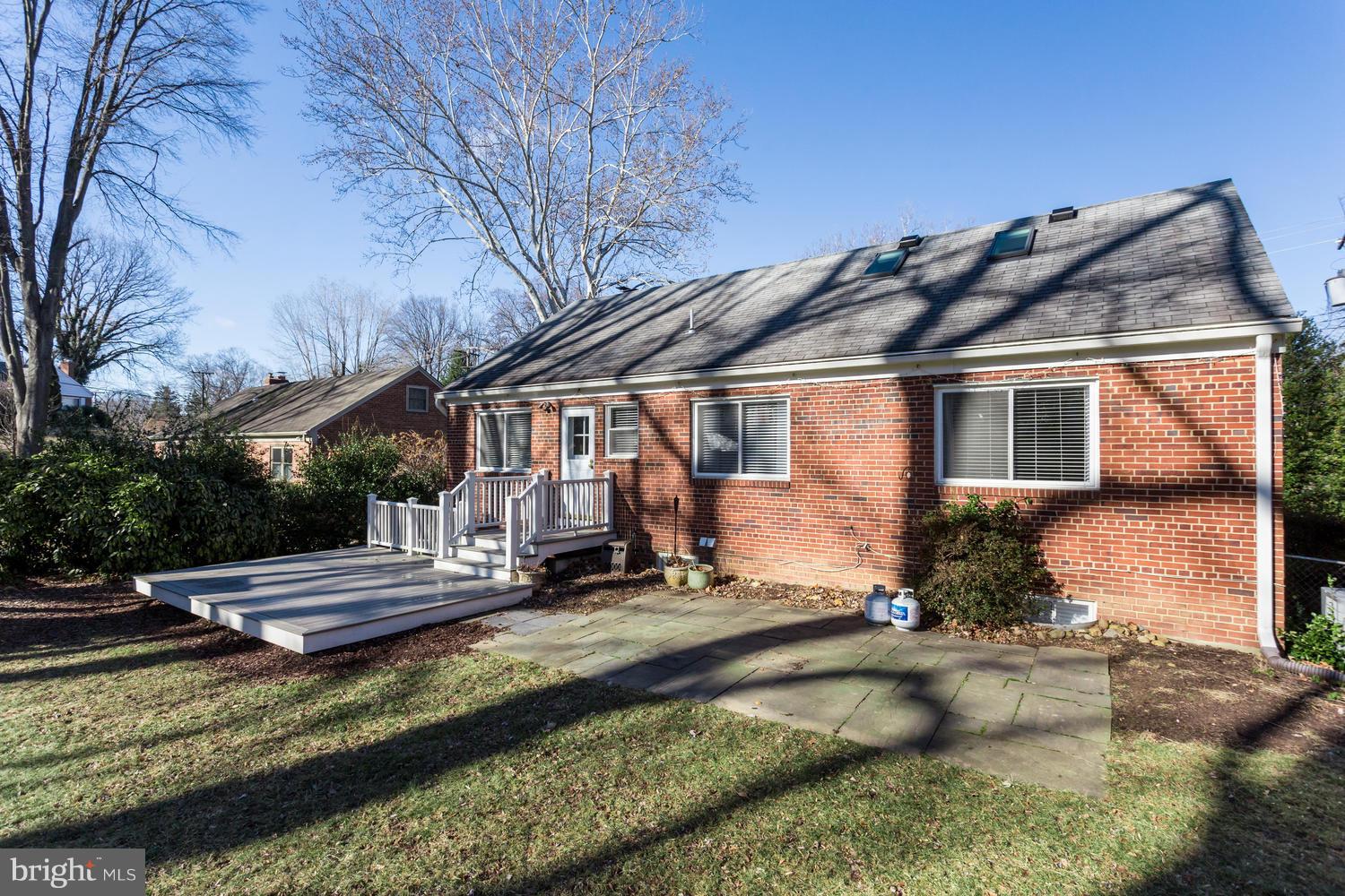 SLEEPY HOLLOW MANOR - Residential