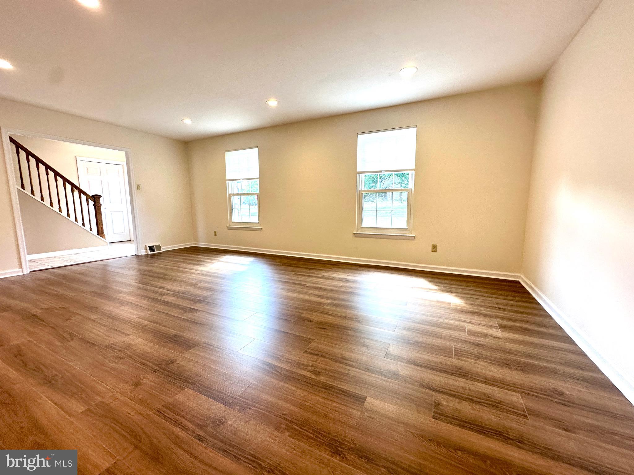 BRIAR HILL FARMS - Residential