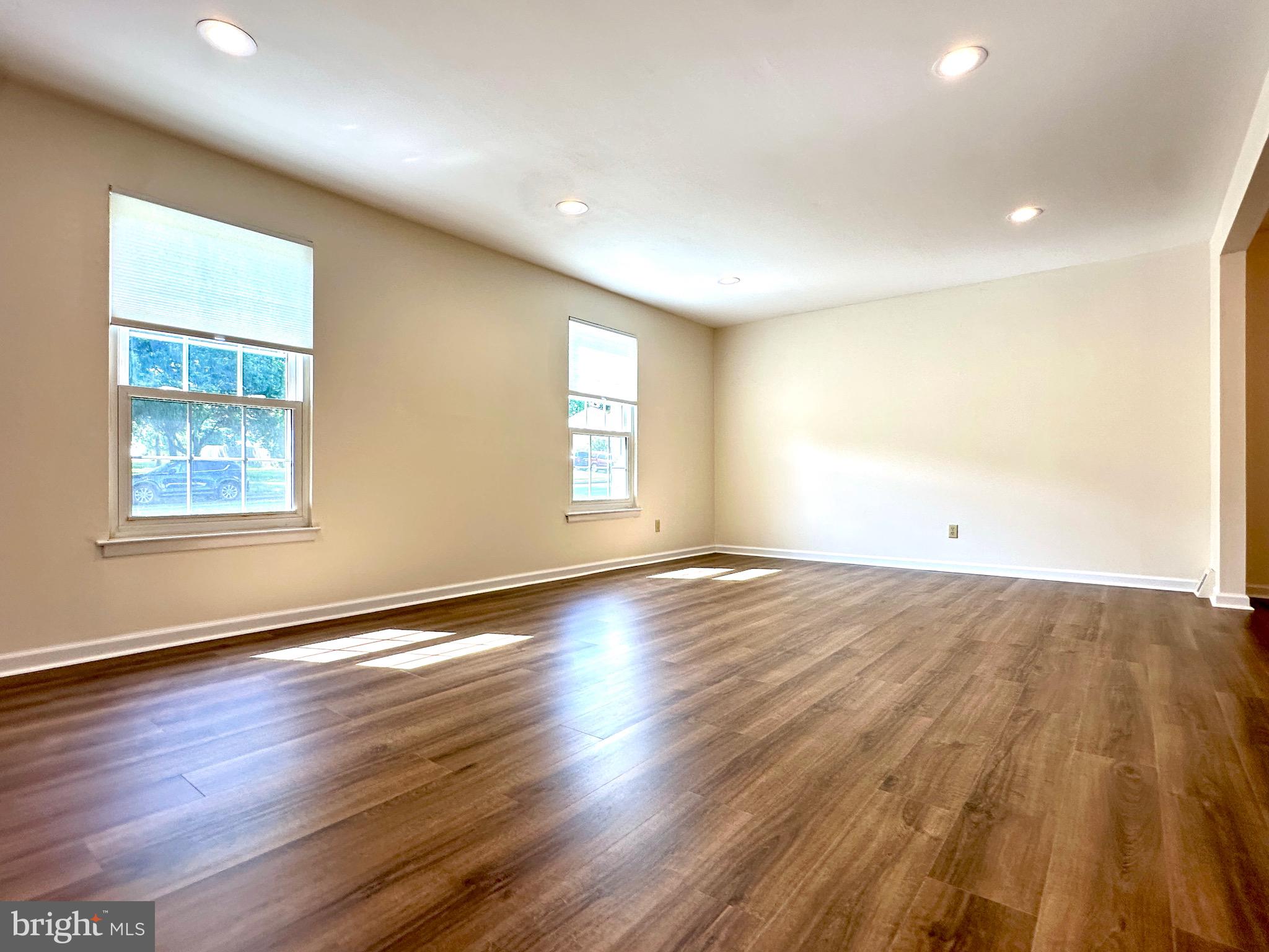 BRIAR HILL FARMS - Residential