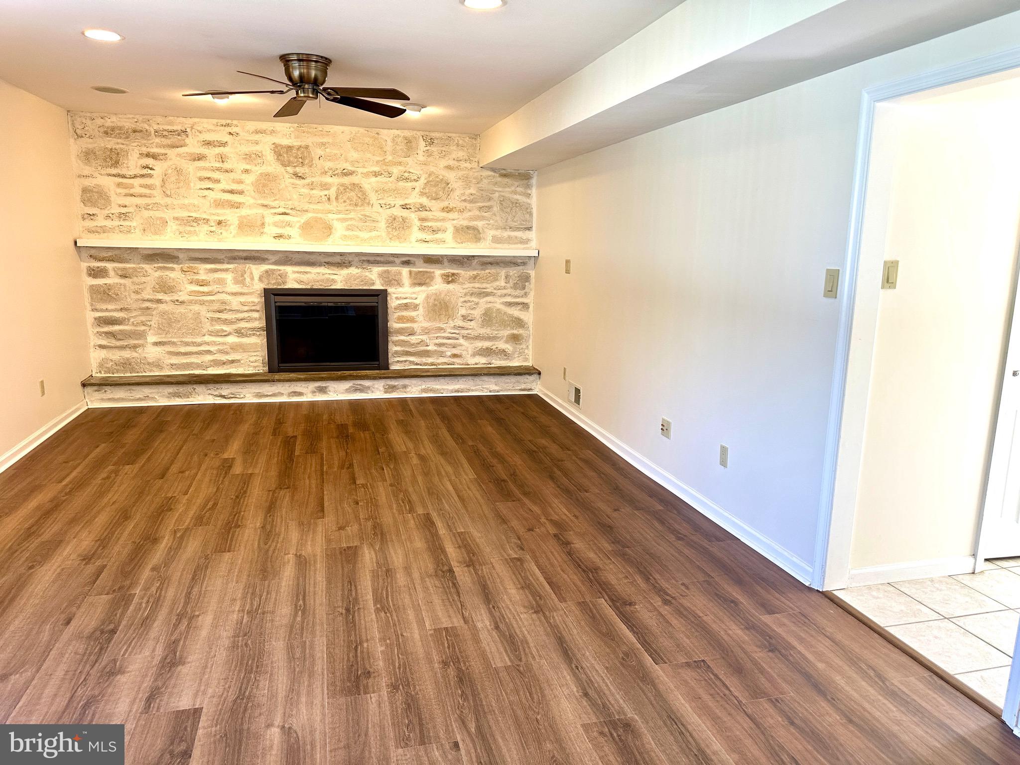 BRIAR HILL FARMS - Residential